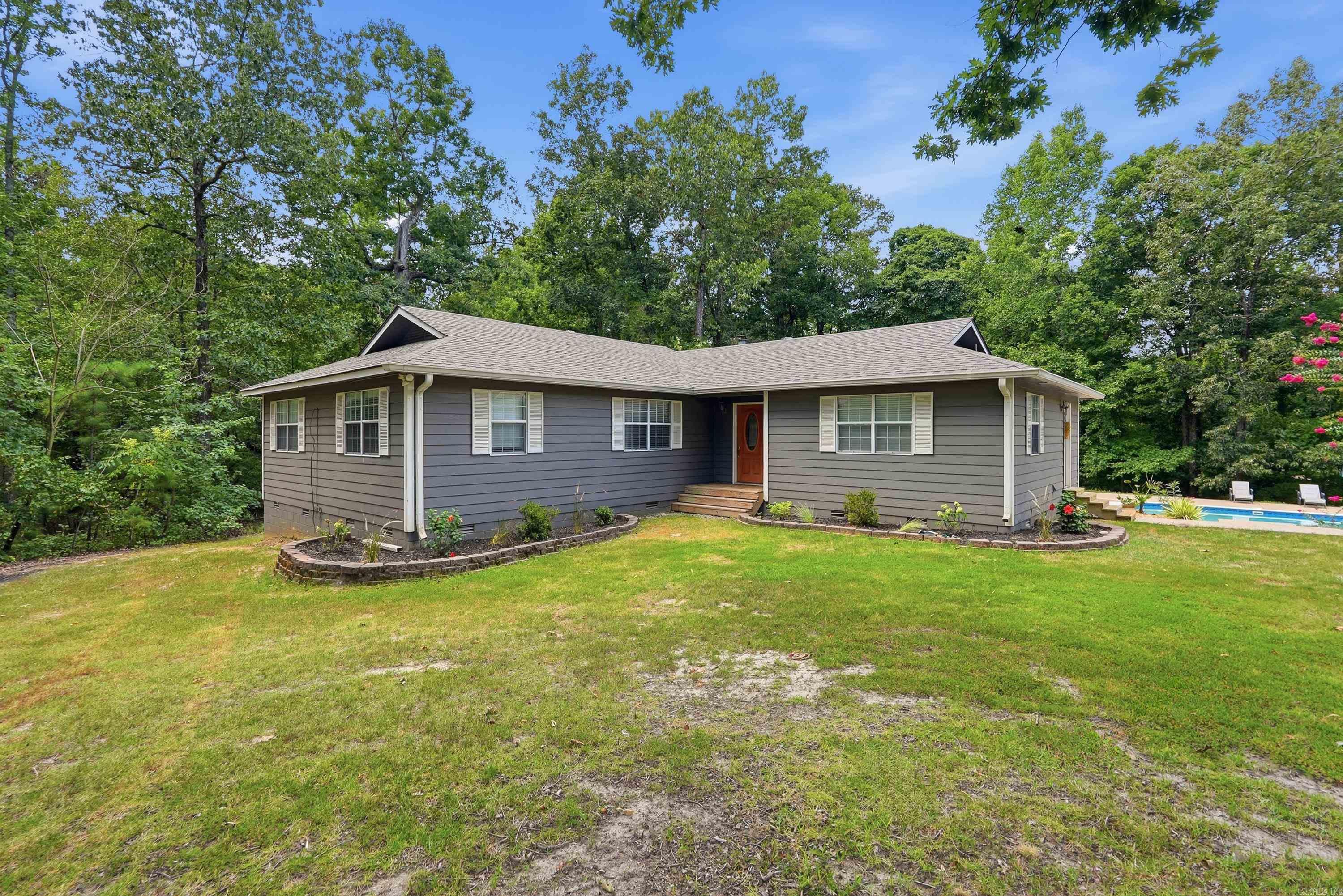 4051 Bauxite Cutoff Rd Property Photo 2
