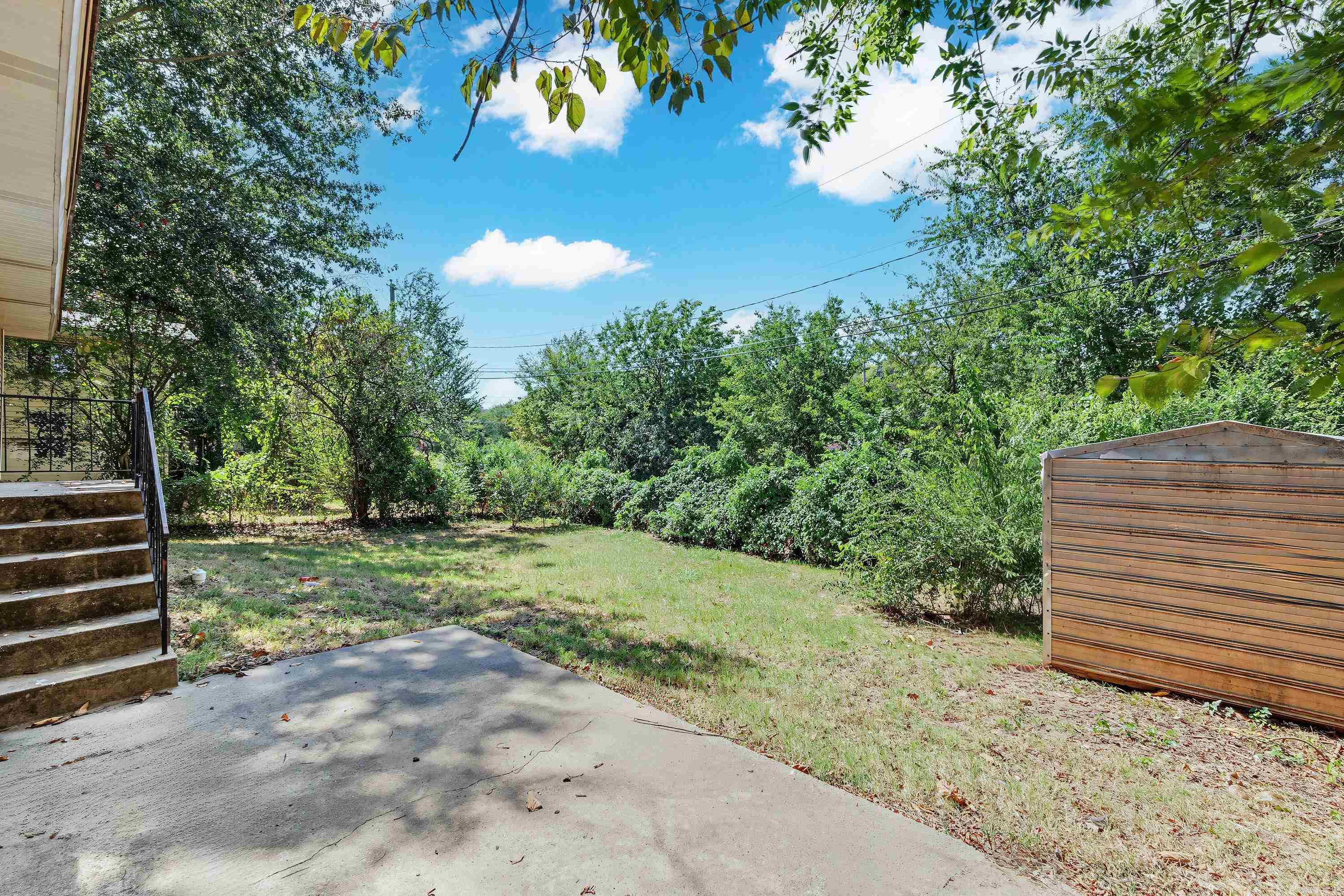 2011 Broken Arrow Dr. Property Photo 33