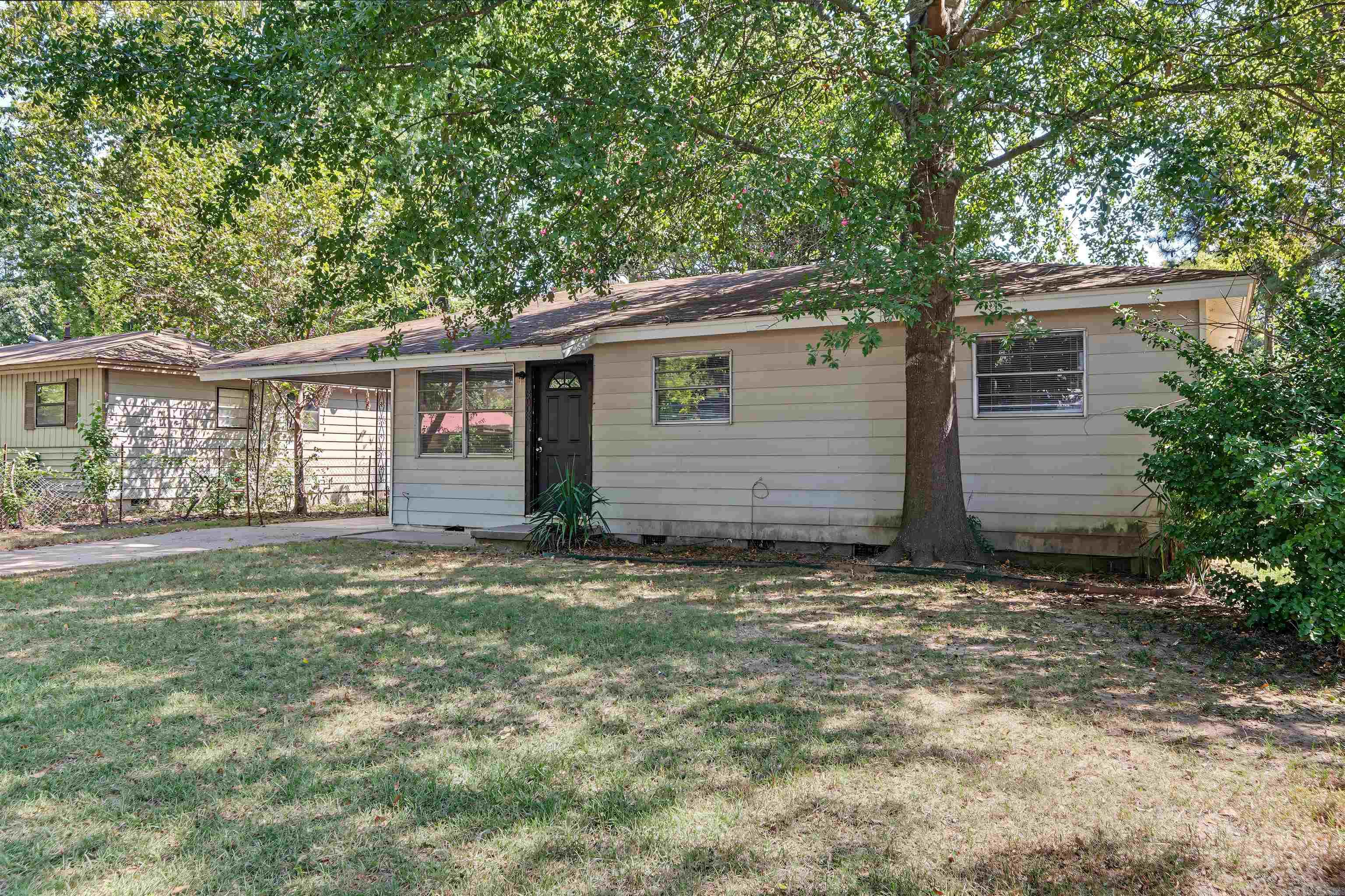 3003 Bermuda Lane Property Photo 2