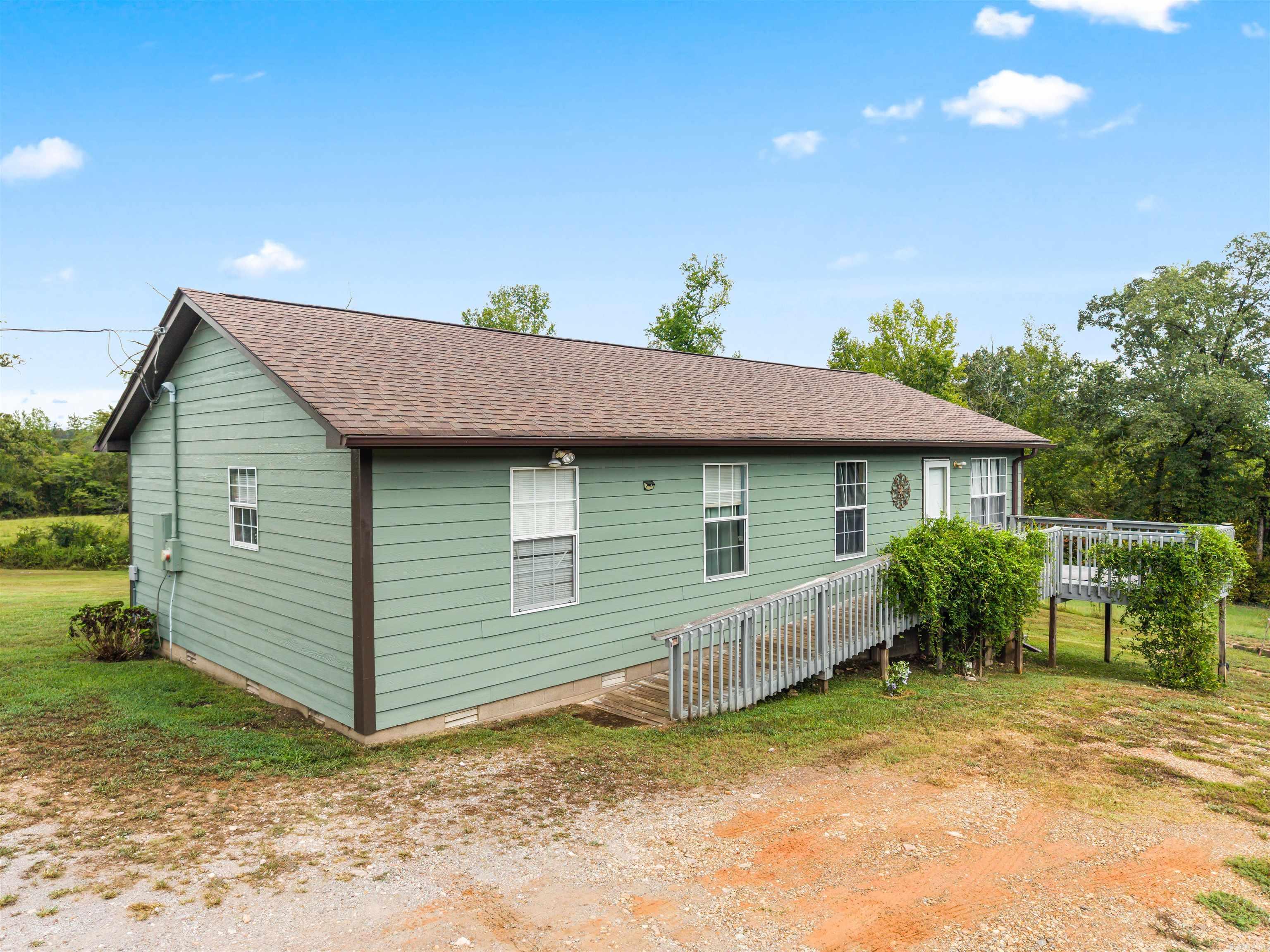 6084 Ziegler Property Photo 4