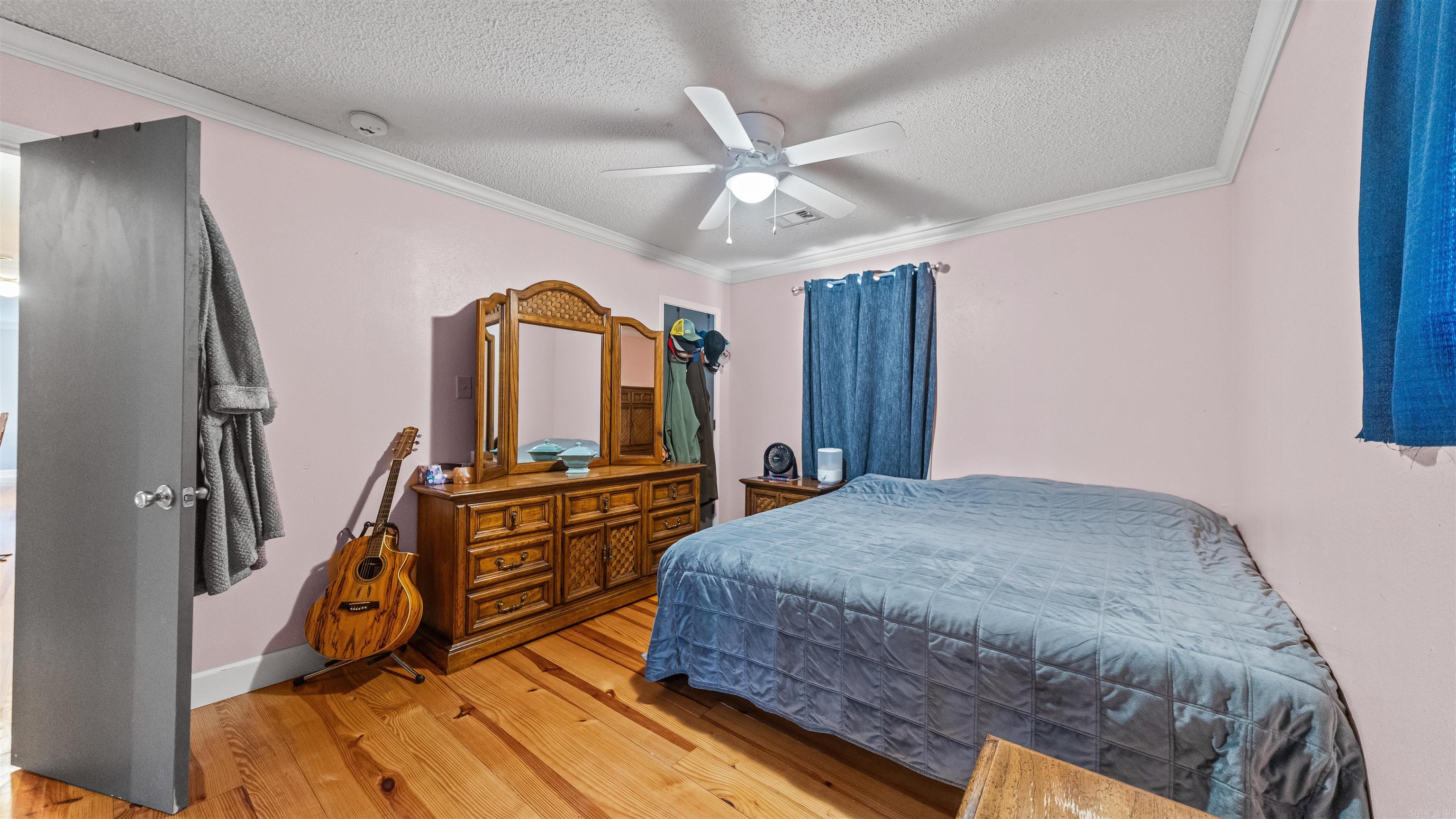 6084 Ziegler Property Photo 14