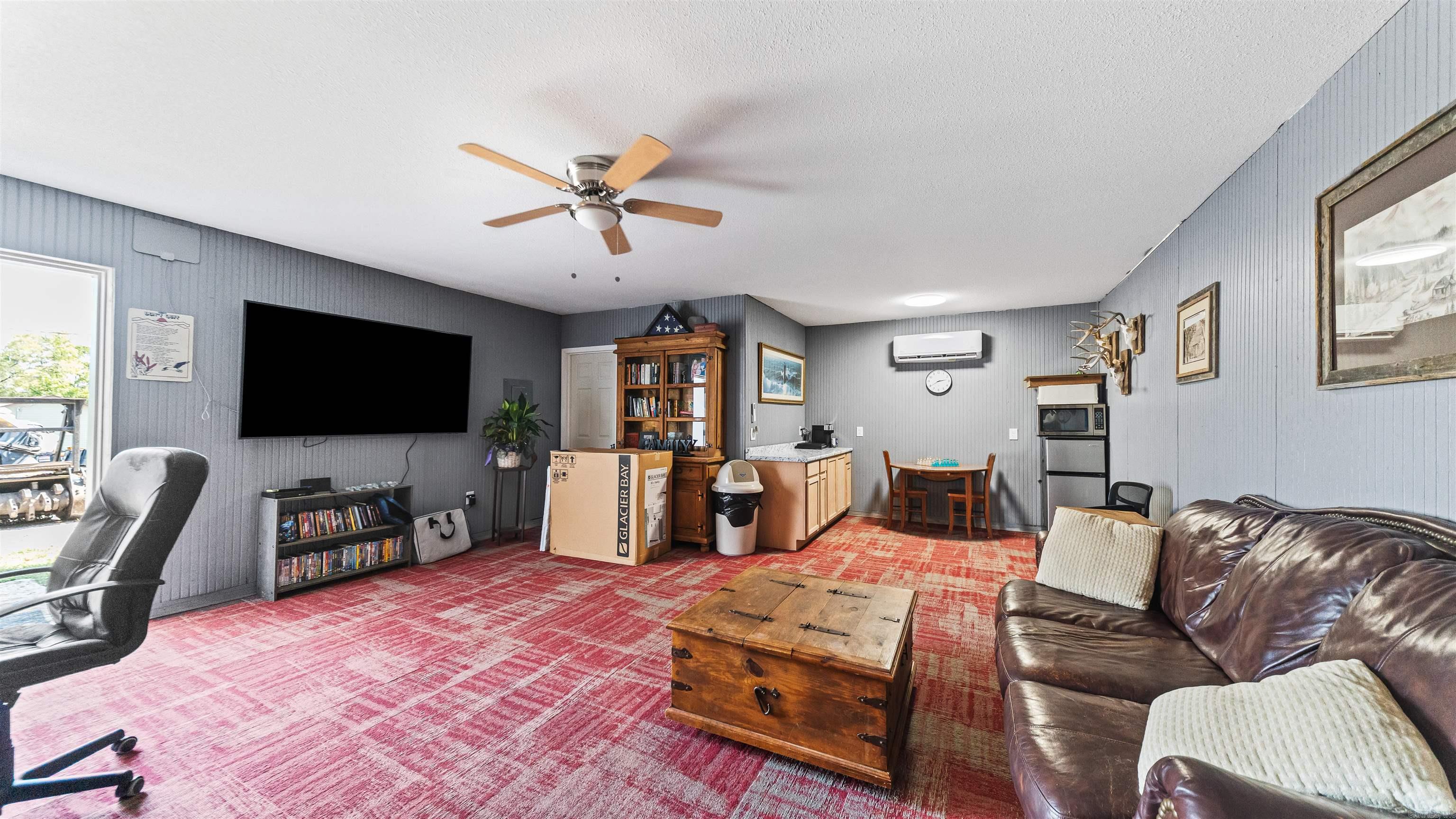 6084 Ziegler Property Photo 23
