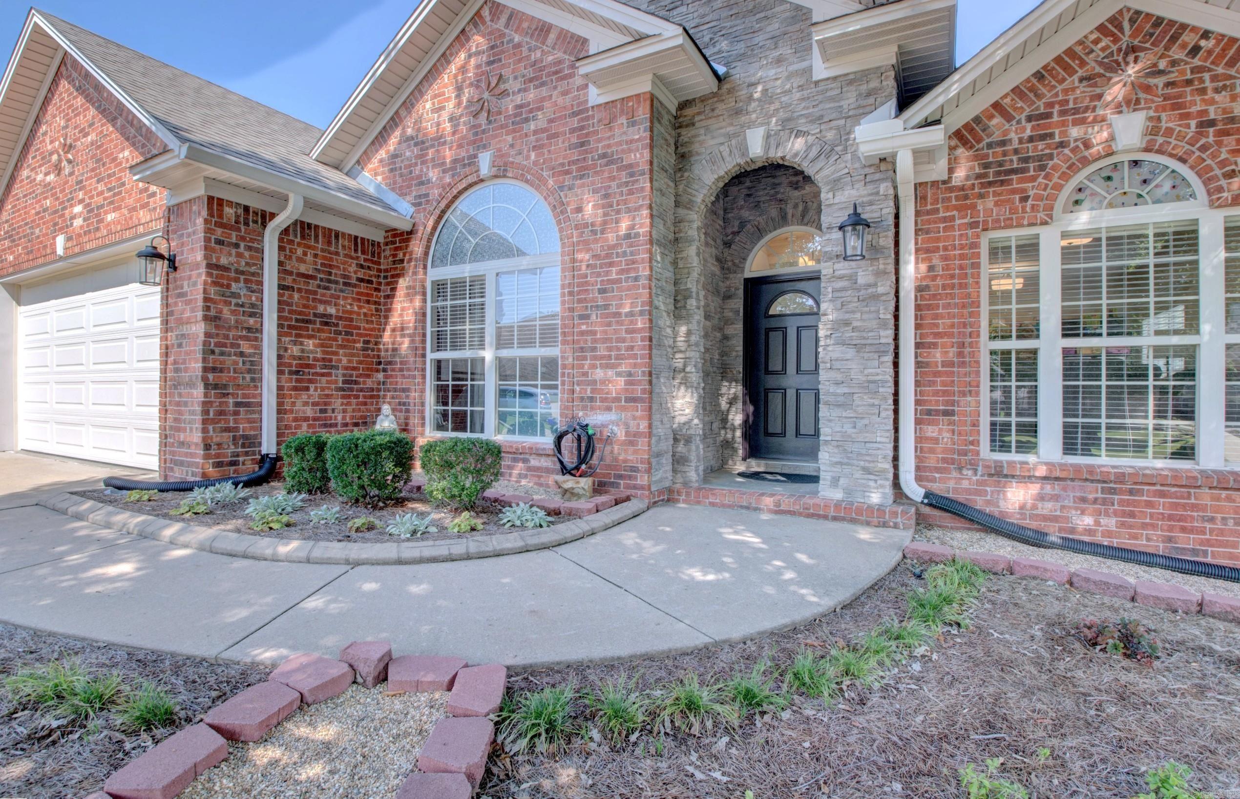 128 Mountain Valley Dr. Property Photo 2