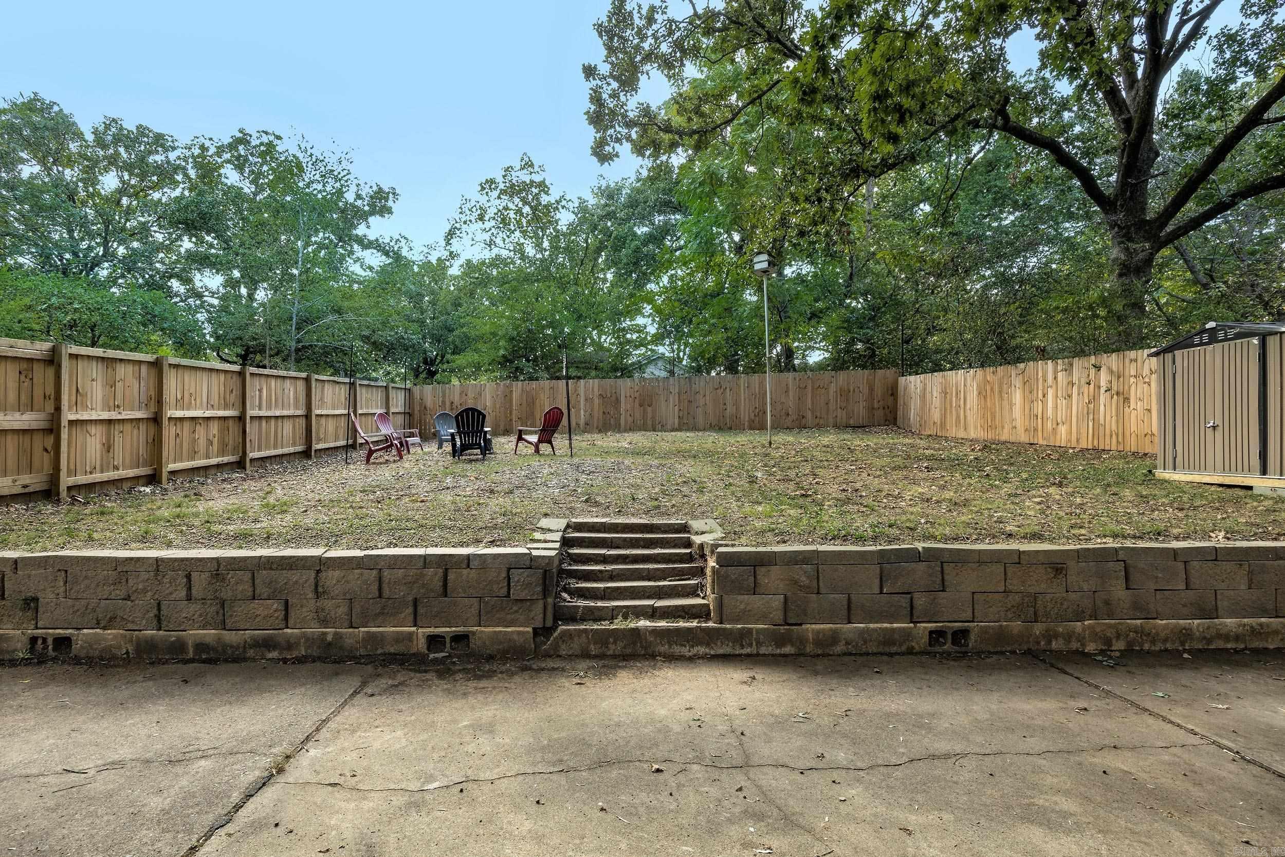 2410 S Harrison St Property Photo 19