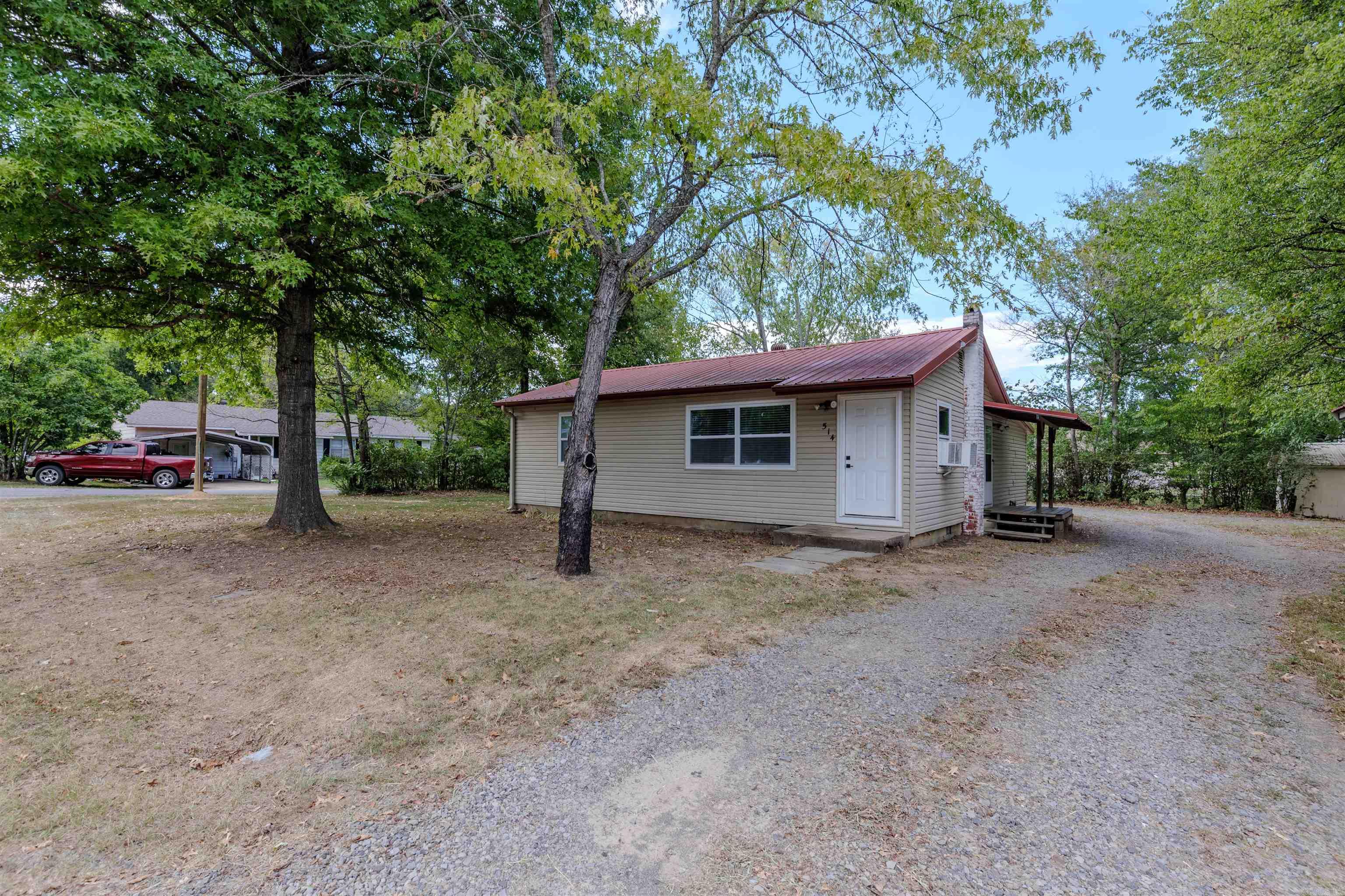 514 A Street Property Photo 2