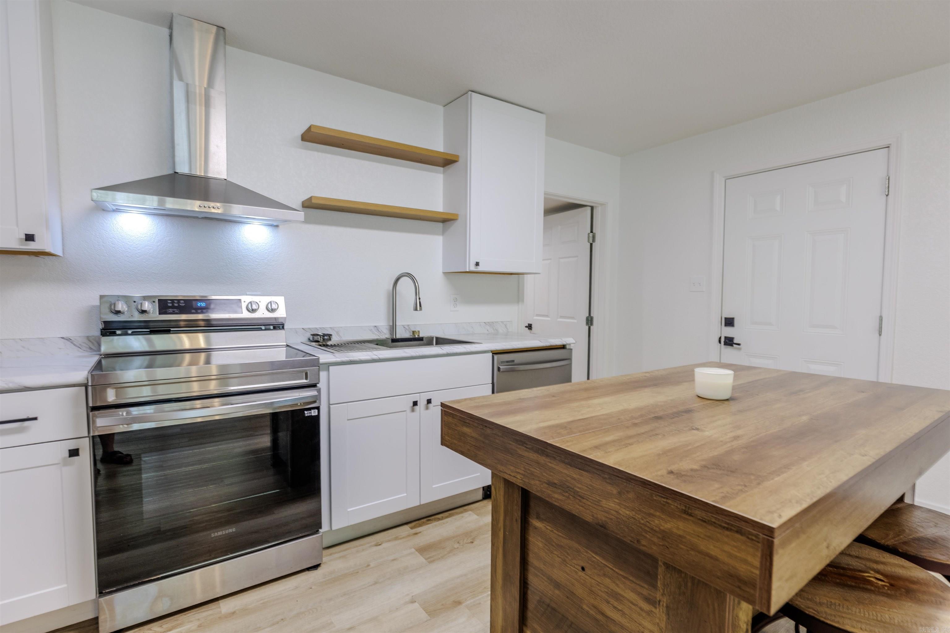 514 A Street Property Photo 13