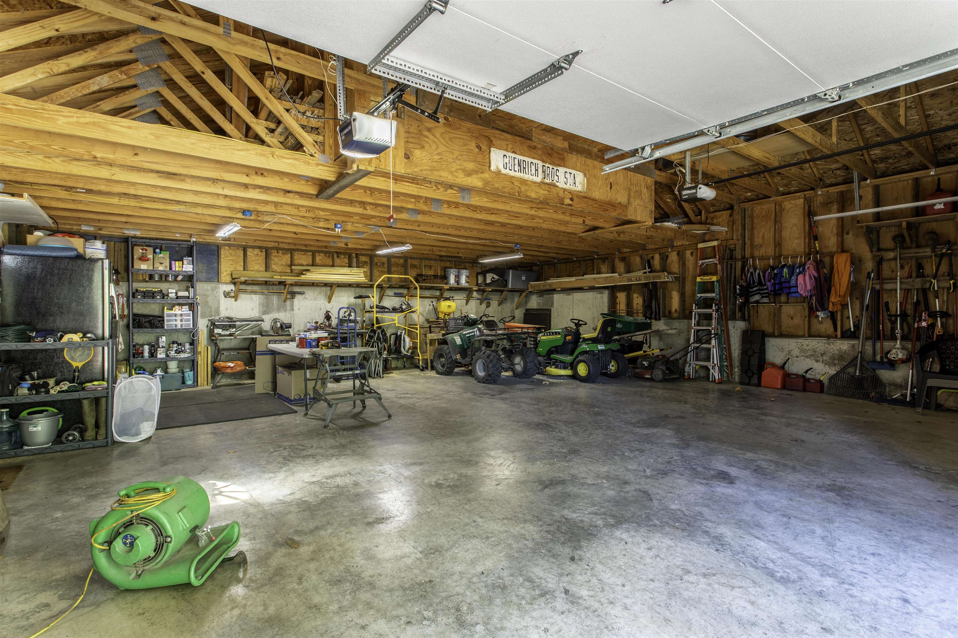 16 Wyandotte Drive Property Photo 18