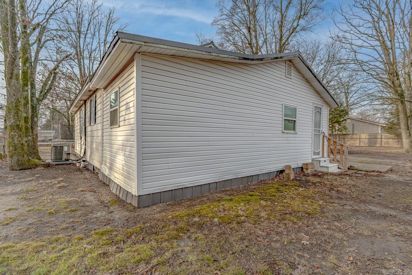 4812 Morton Property Photo 28