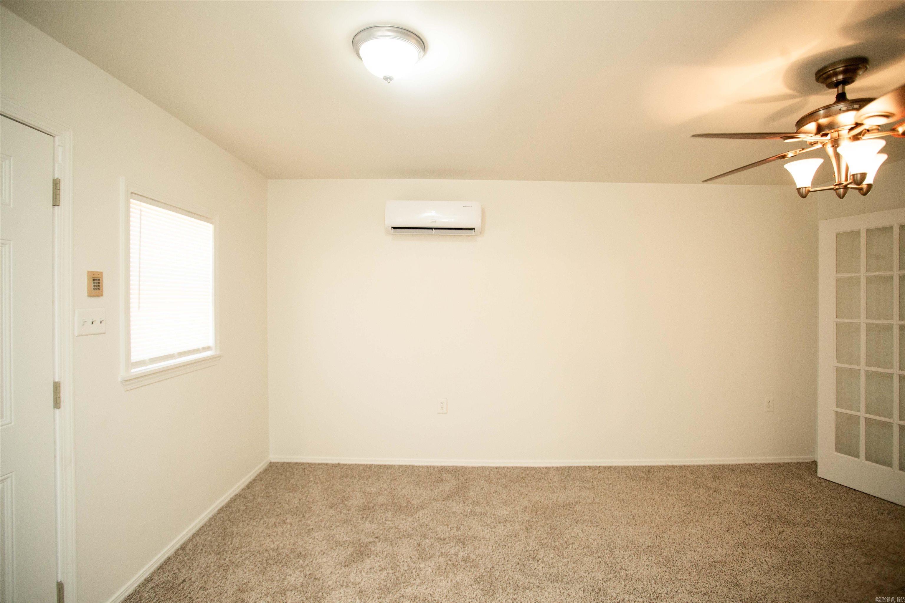 2521 S Maple Street Property Photo 16