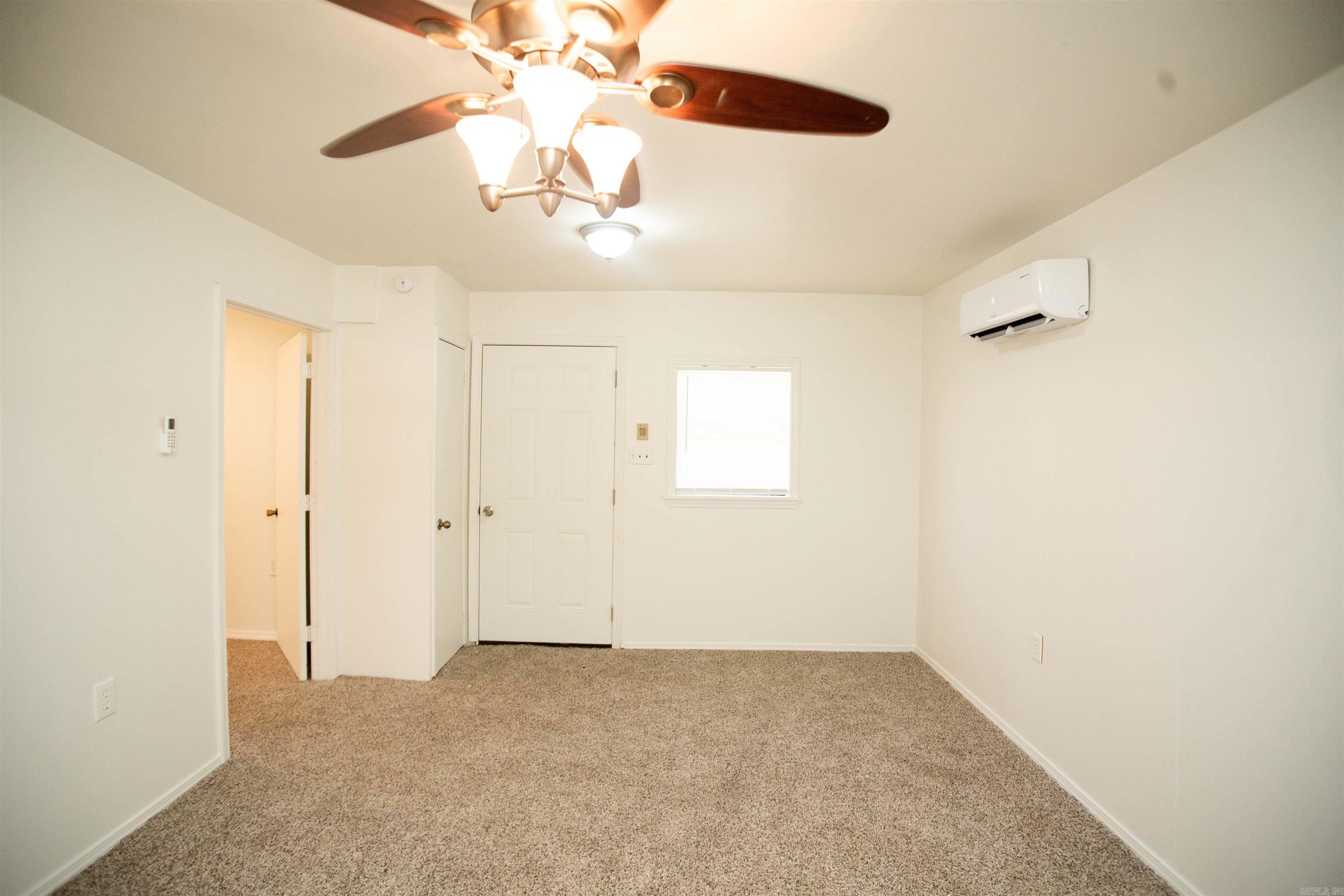 2521 S Maple Street Property Photo 17