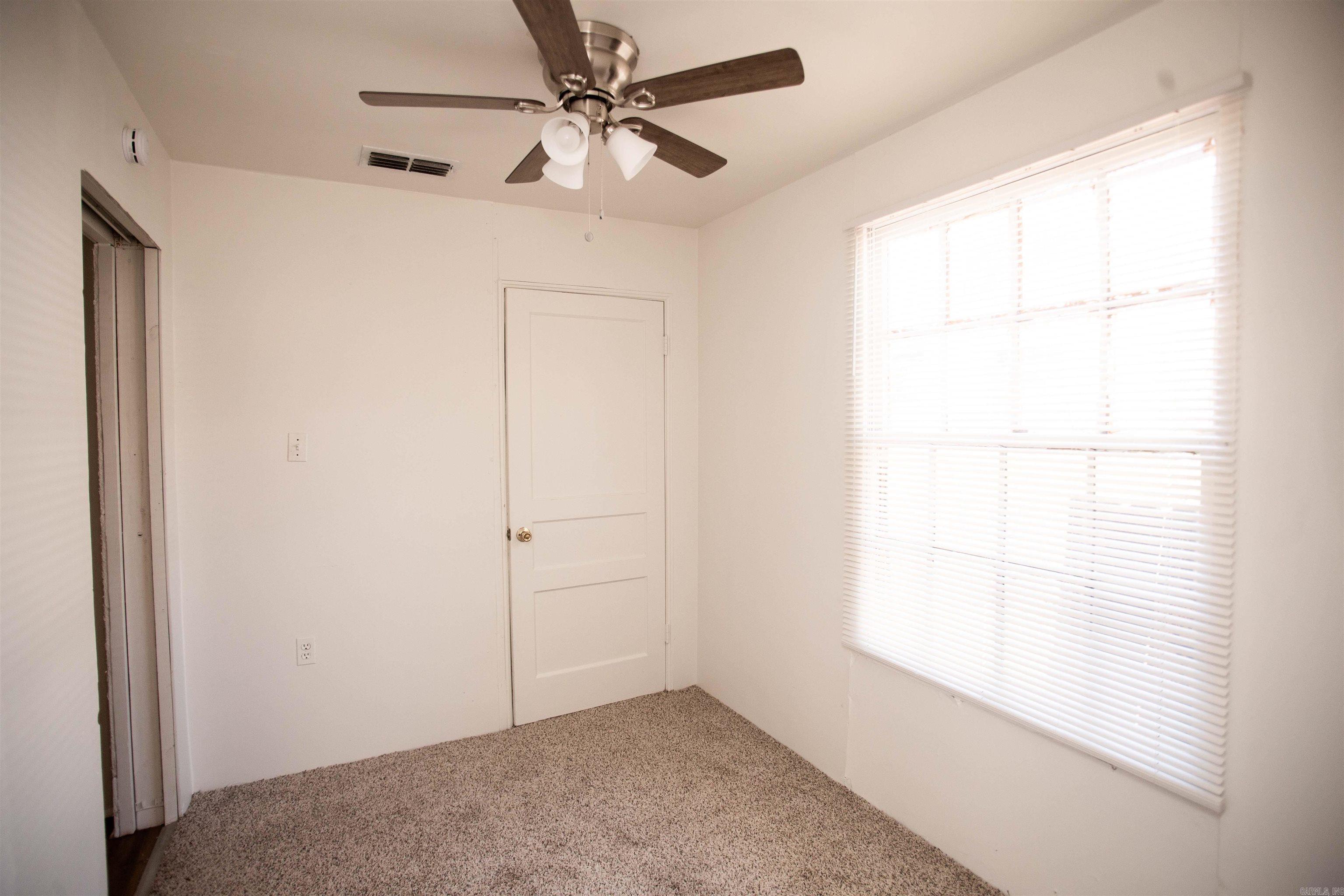 2521 S Maple Street Property Photo 20