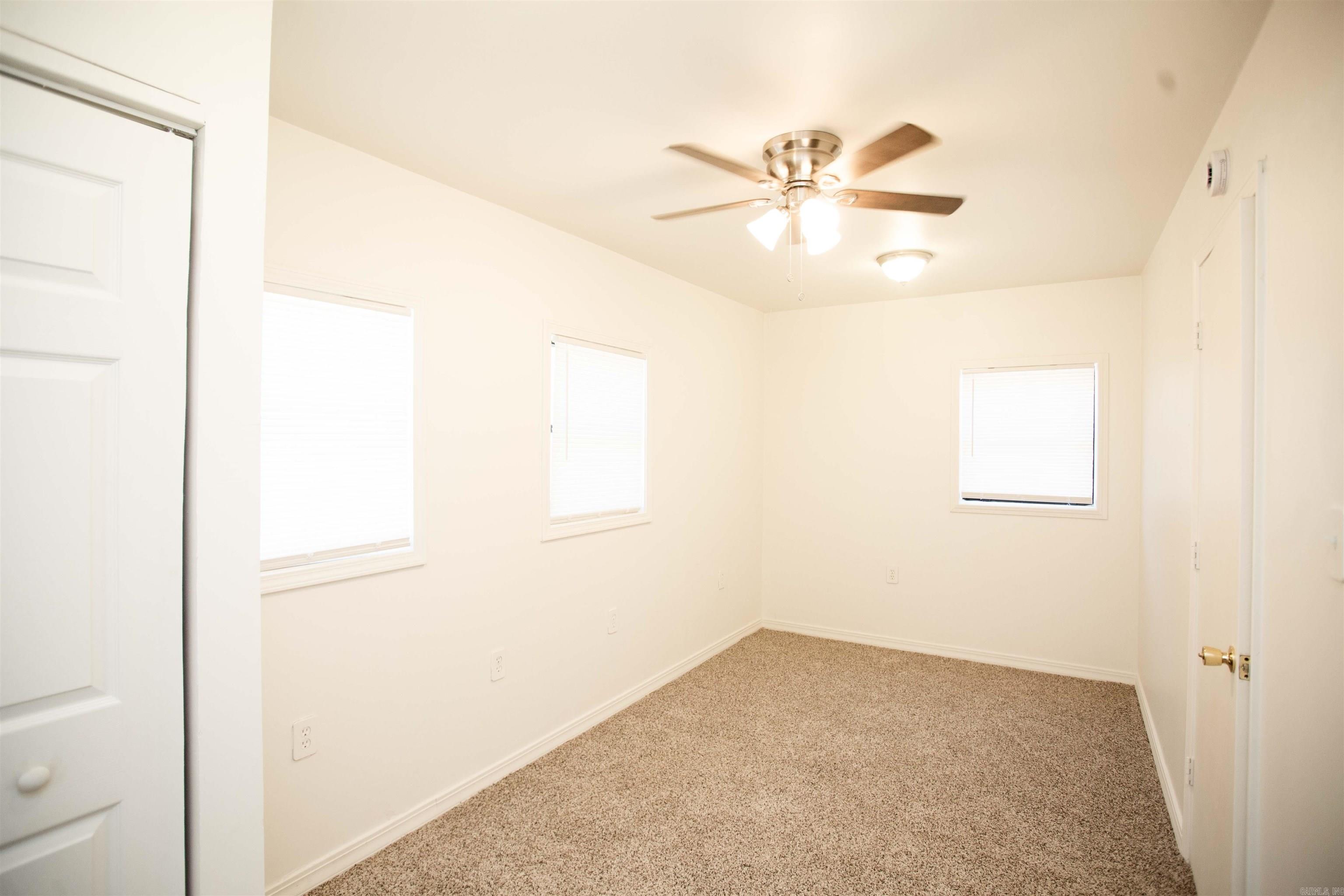 2521 S Maple Street Property Photo 23