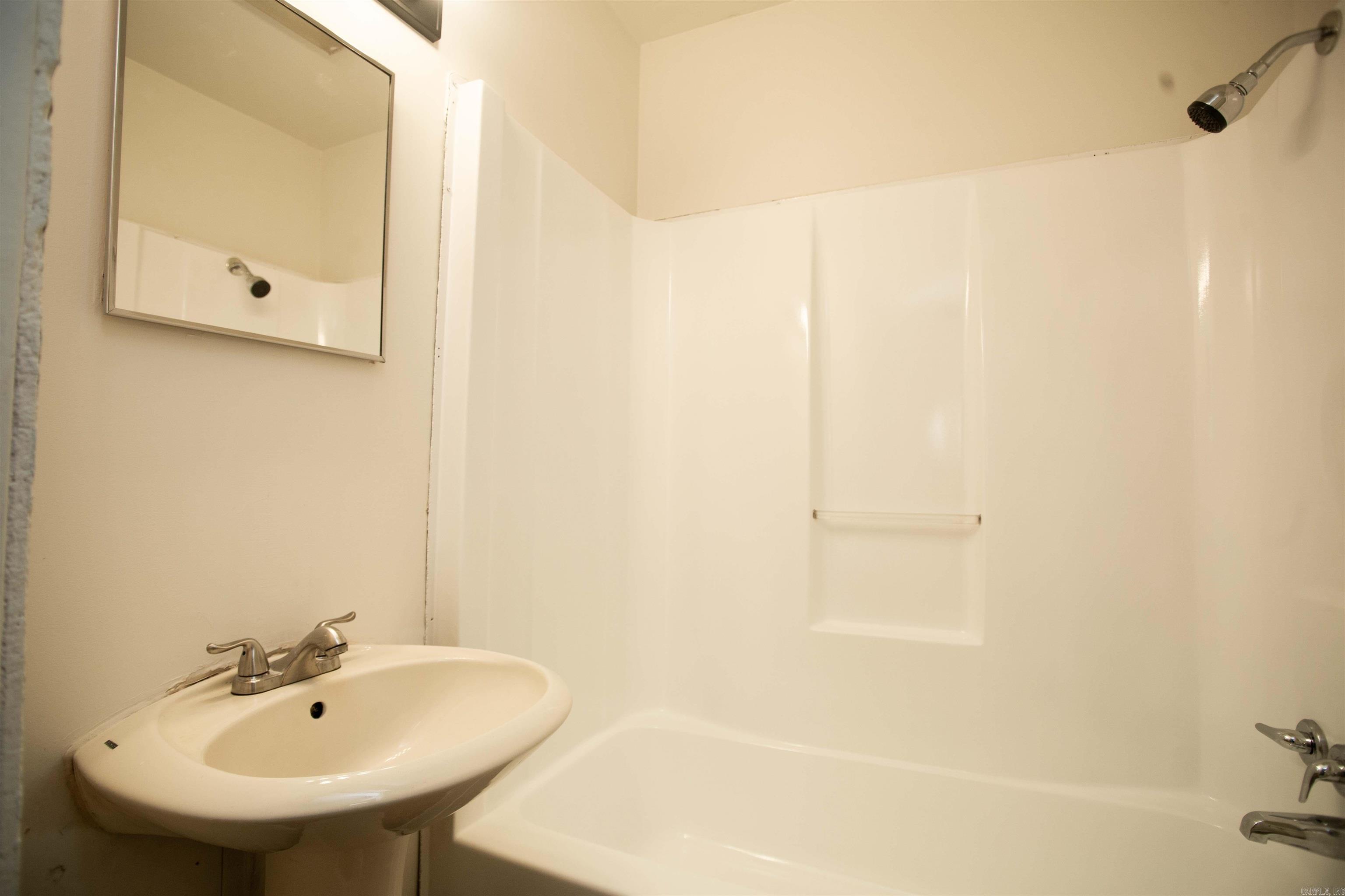 2521 S Maple Street Property Photo 27
