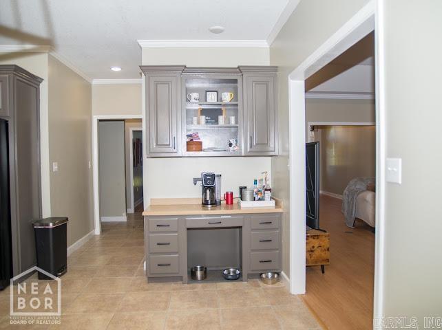 1009 Rossland Drive Property Photo 9