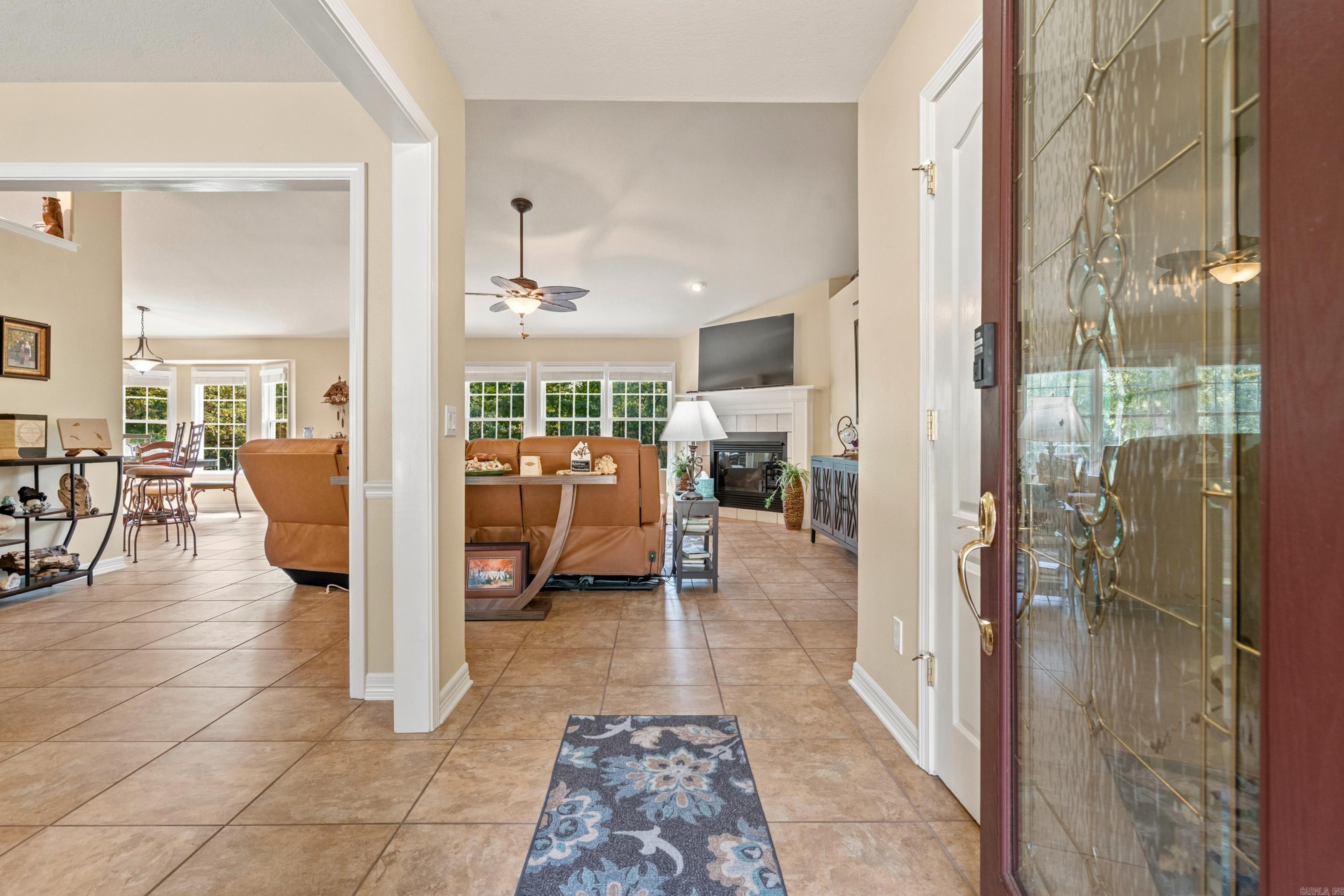 20 Hendaye Way Property Photo 3