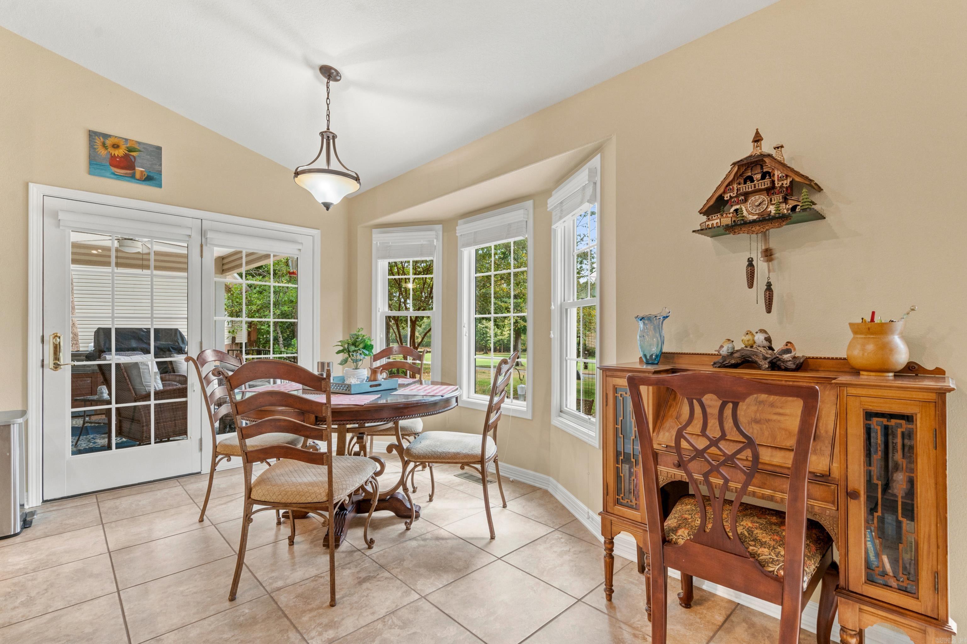 20 Hendaye Way Property Photo 12