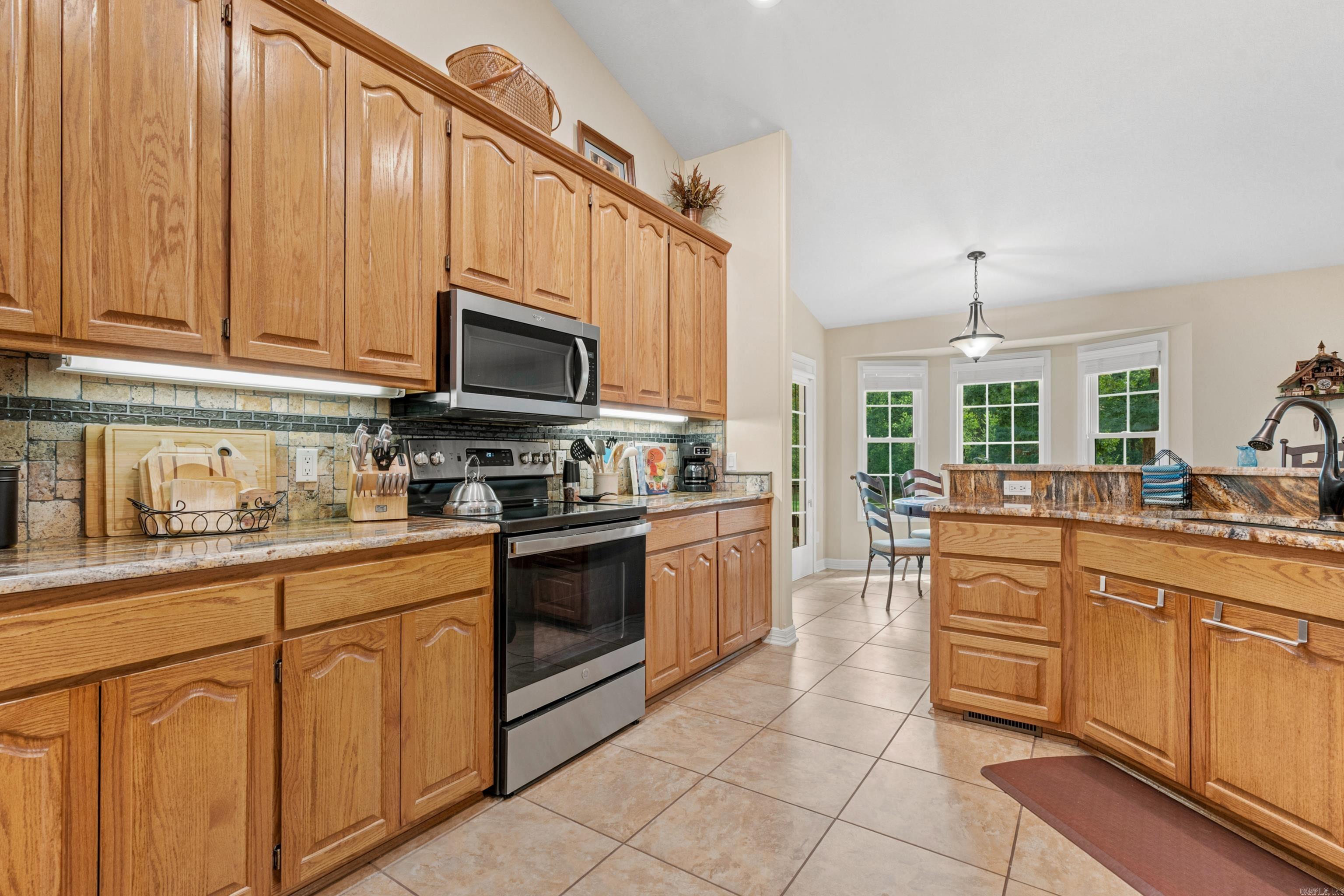 20 Hendaye Way Property Photo 16