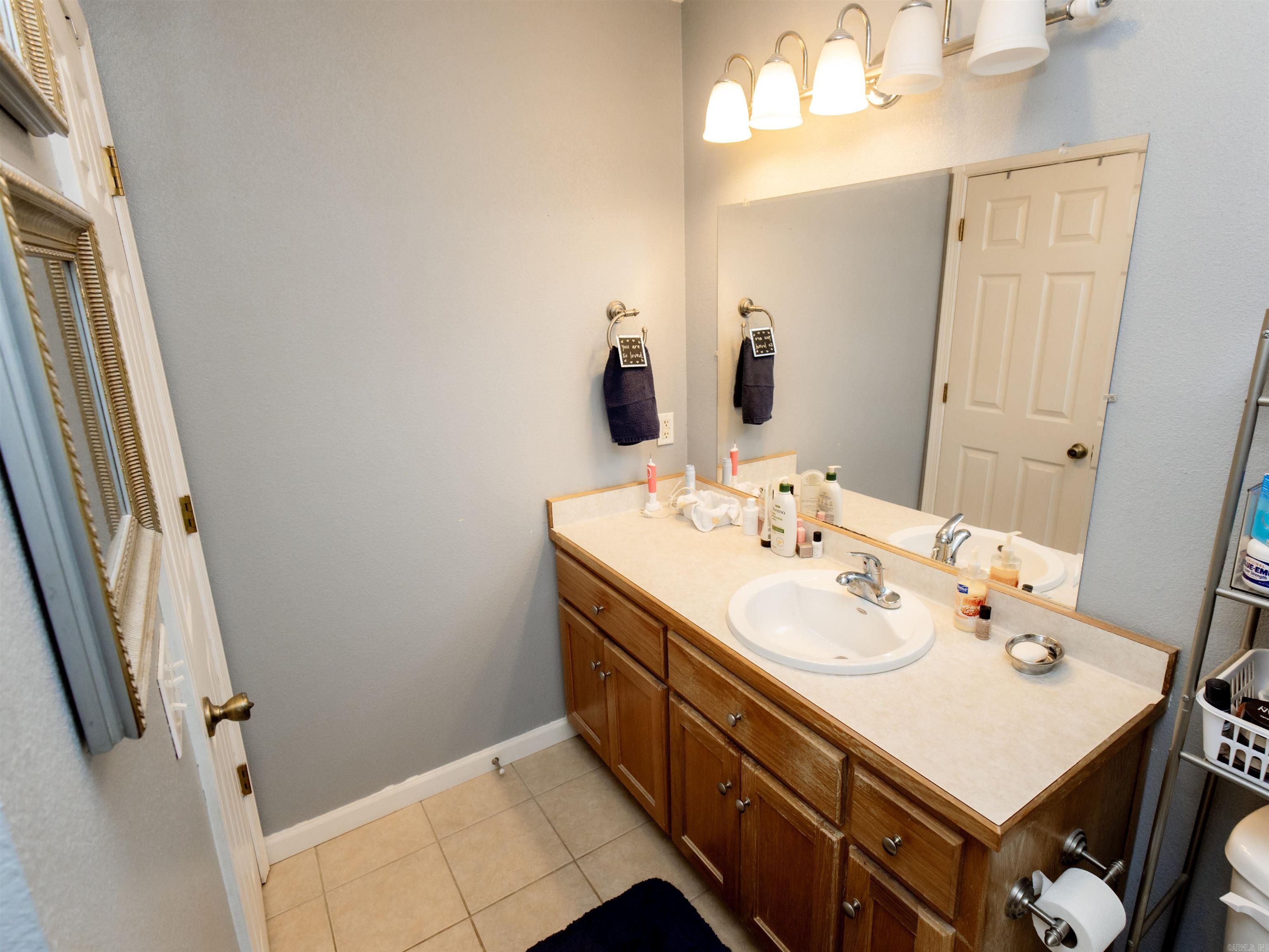 180 Abby Loop Property Photo 32