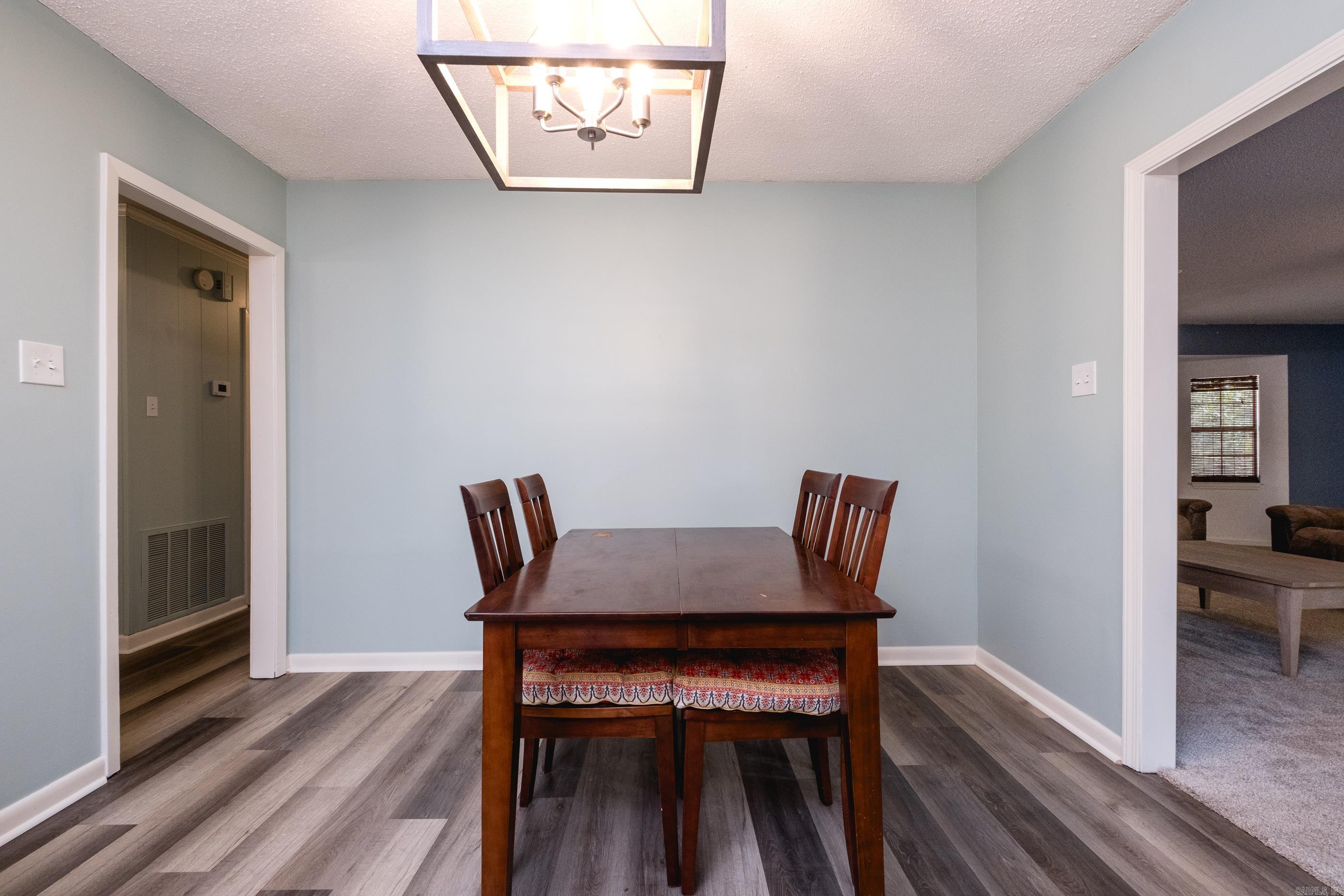 315 Oaklawn Circle Property Photo 12