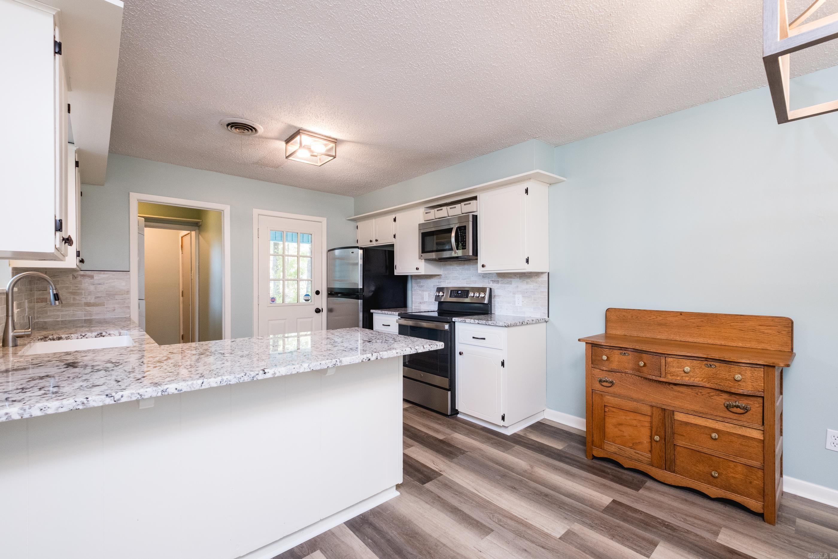 315 Oaklawn Circle Property Photo 13