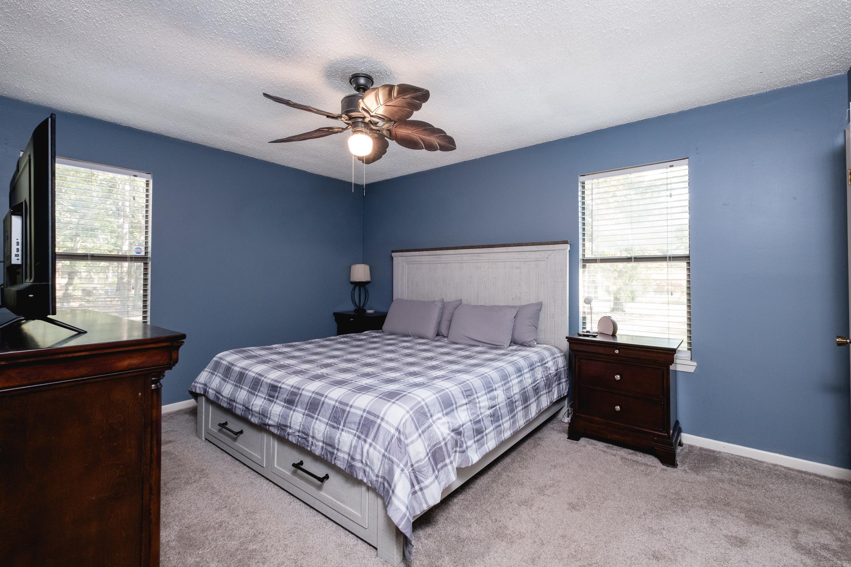 315 Oaklawn Circle Property Photo 24