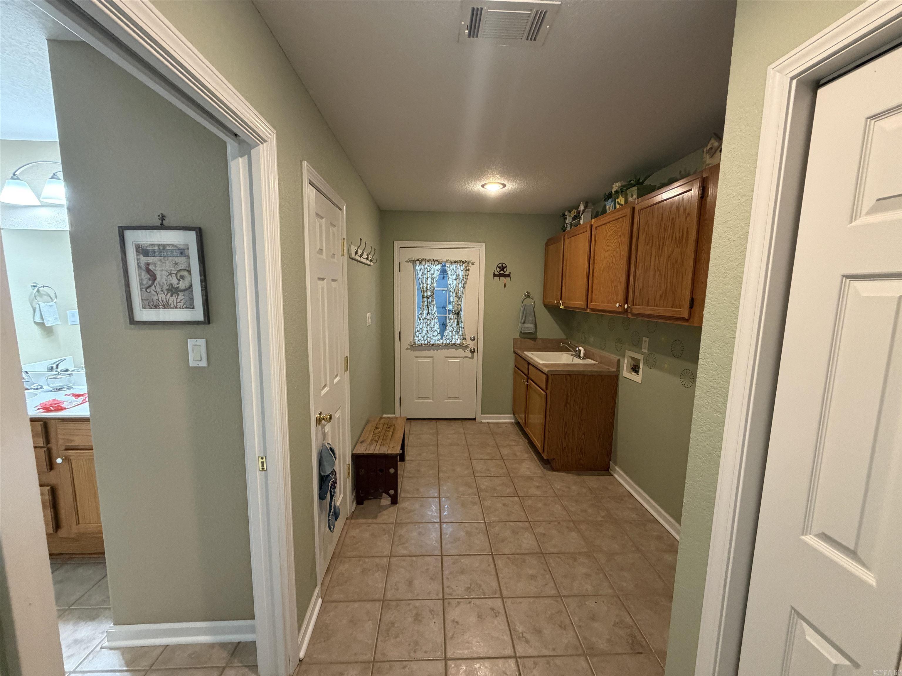 138 Summer Oaks Boulevard Property Photo 22
