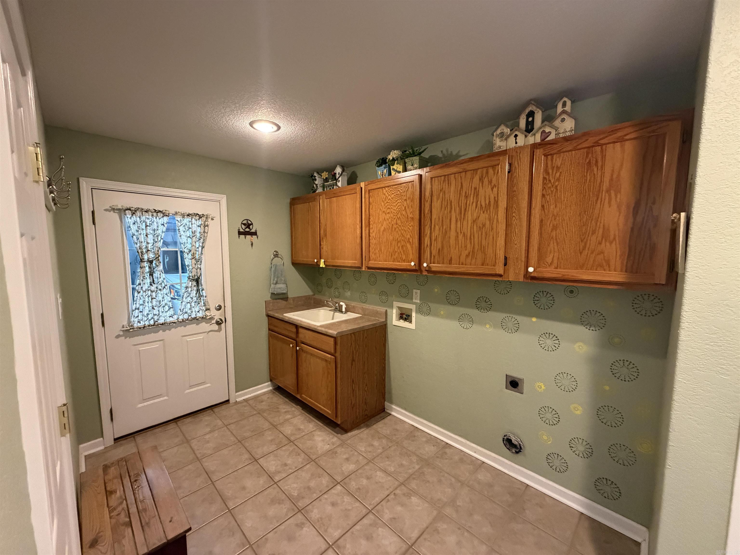 138 Summer Oaks Boulevard Property Photo 23