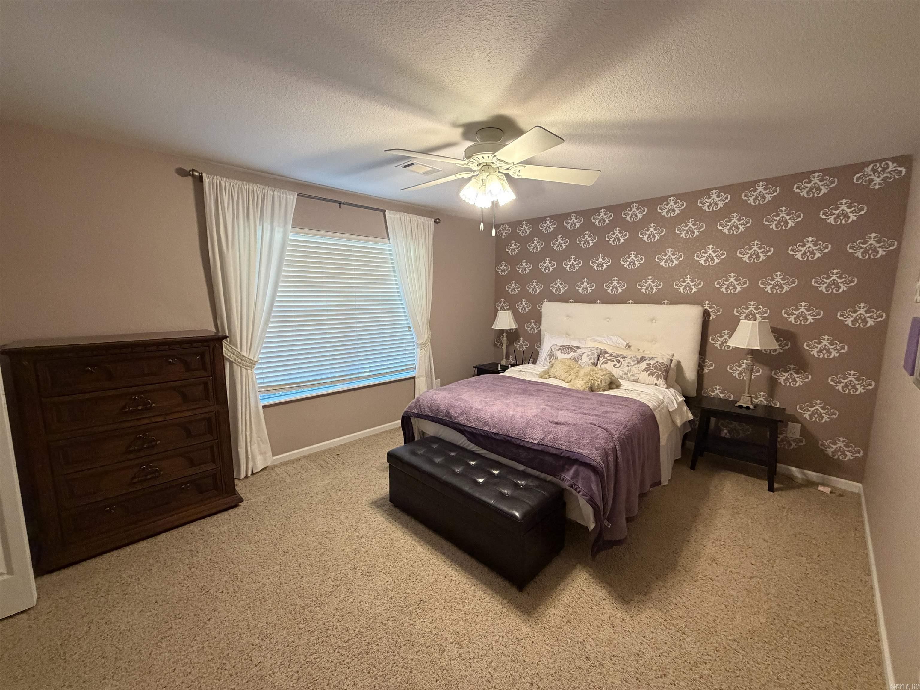 138 Summer Oaks Boulevard Property Photo 25