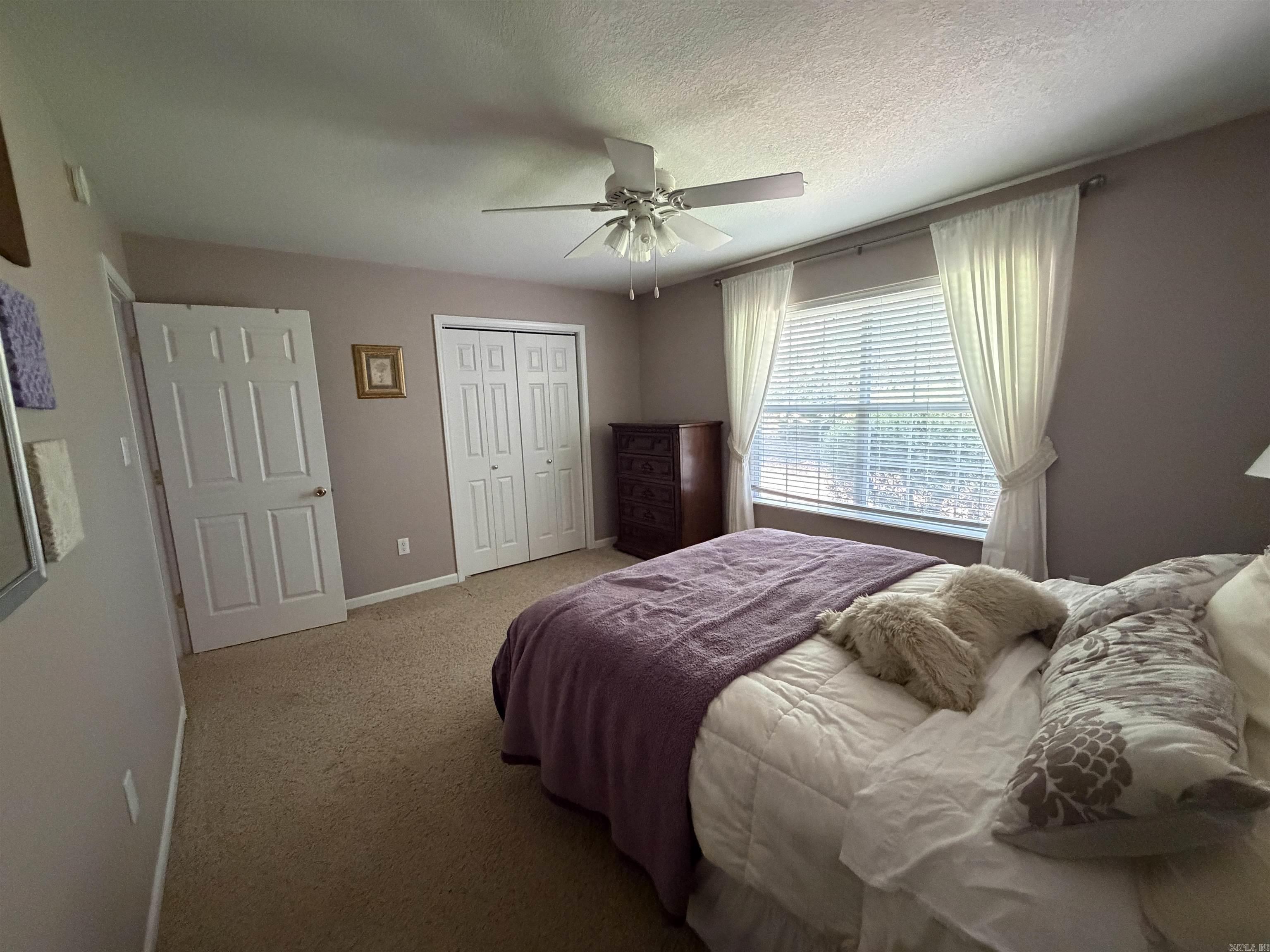 138 Summer Oaks Boulevard Property Photo 27