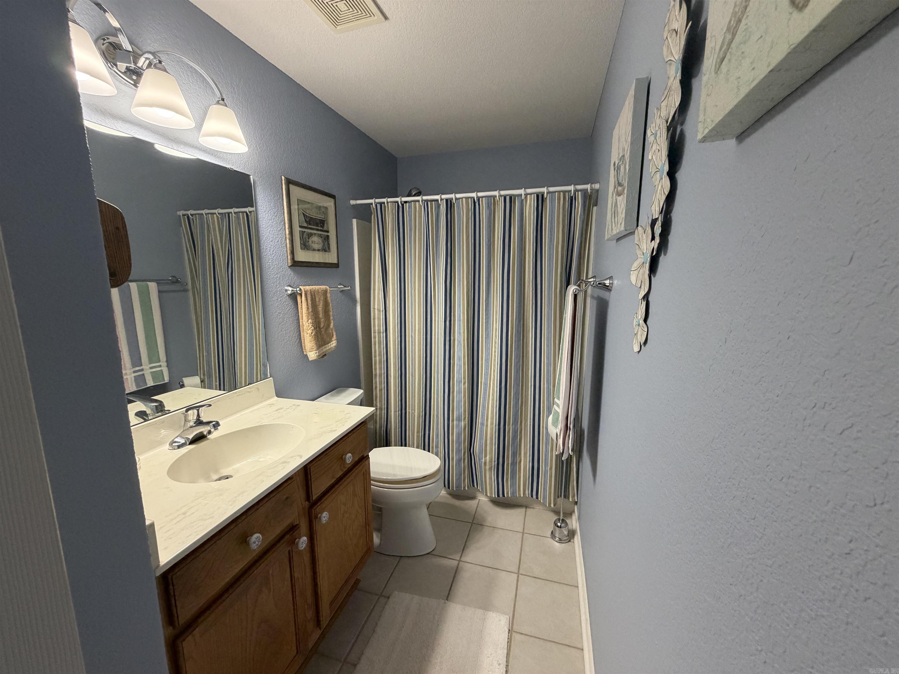 138 Summer Oaks Boulevard Property Photo 29