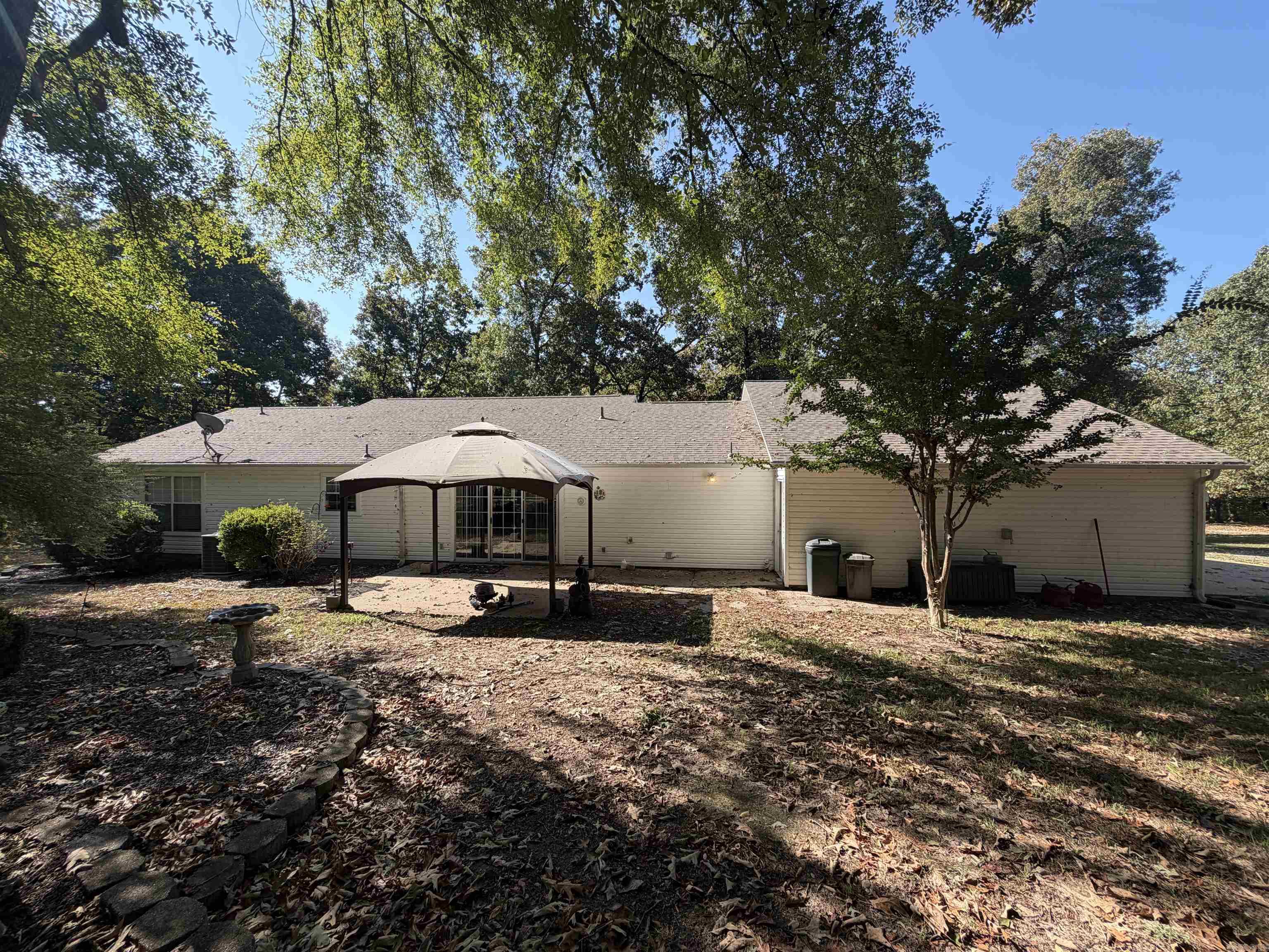 138 Summer Oaks Boulevard Property Photo 45