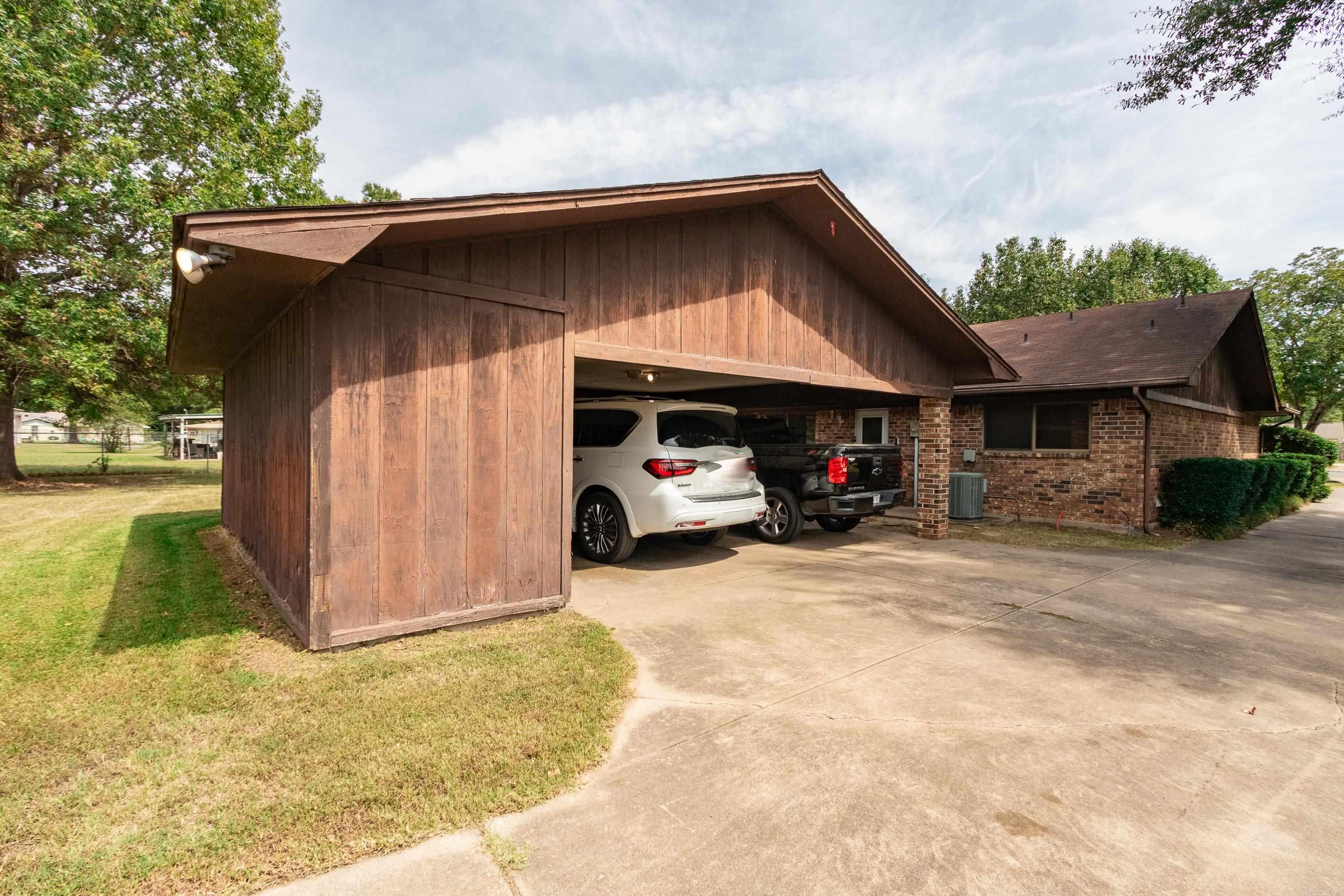 508 Springhill Drive Property Photo 41