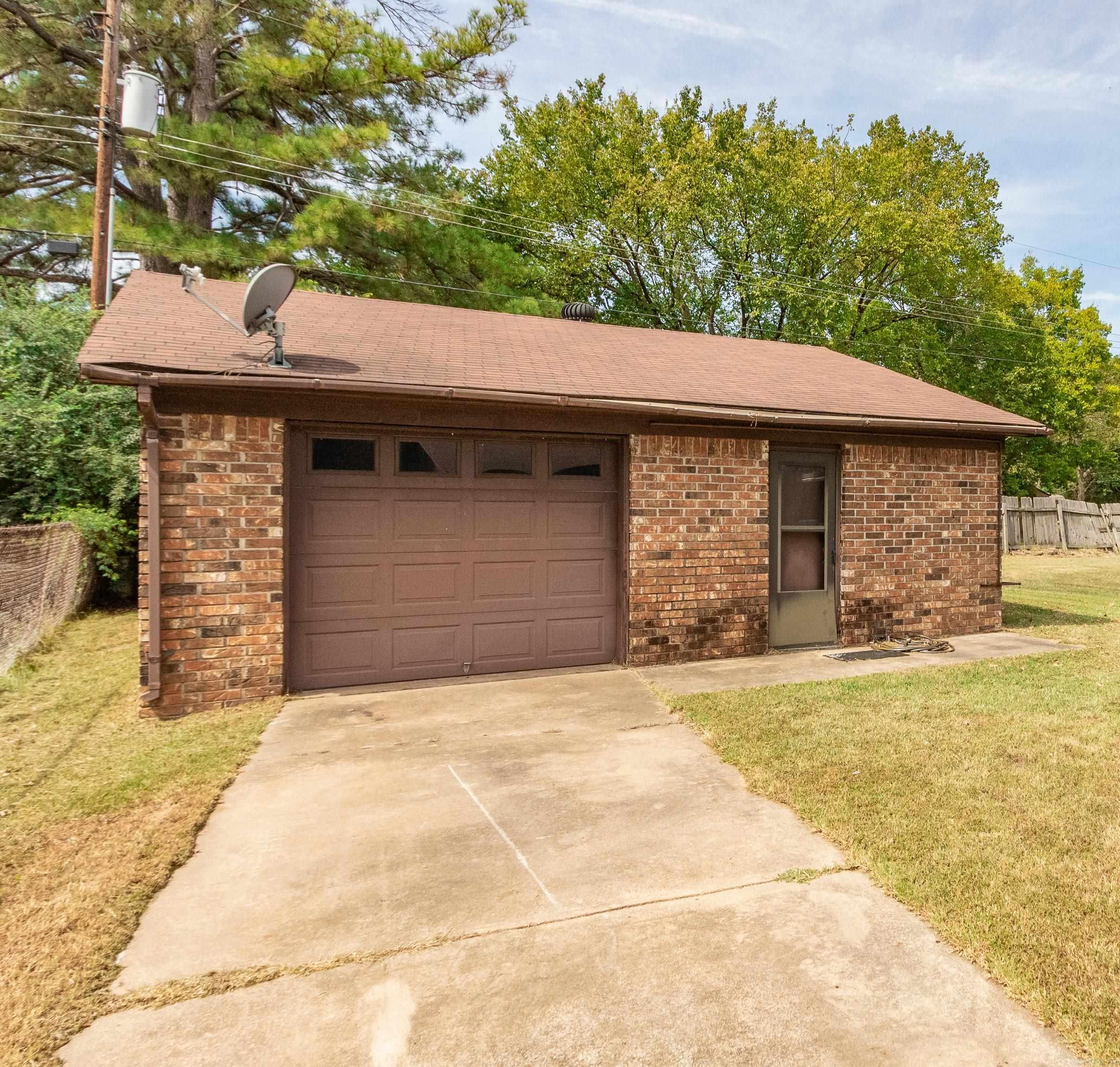 508 Springhill Drive Property Photo 42