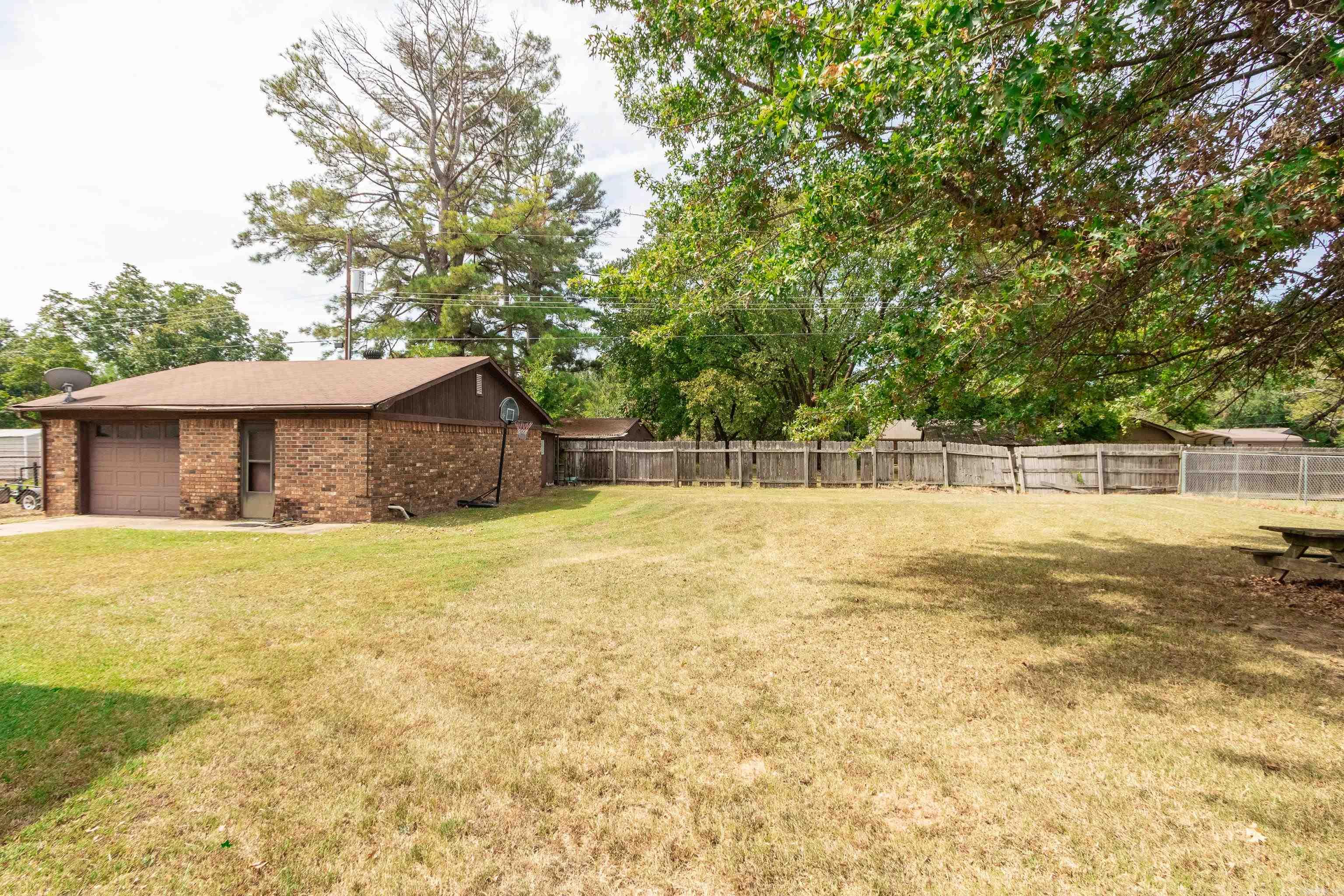 508 Springhill Drive Property Photo 44