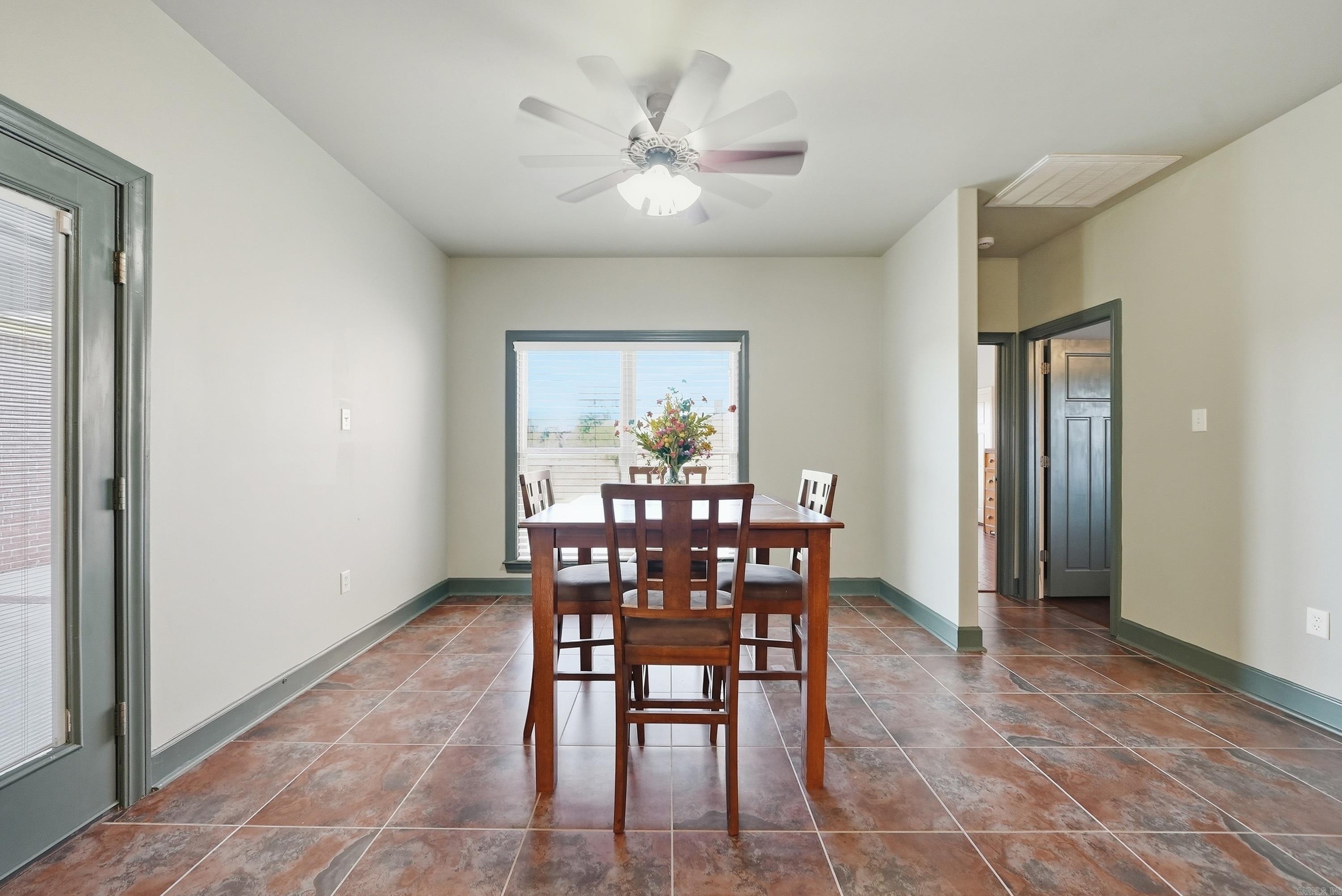 7 S Charles Road Property Photo 19
