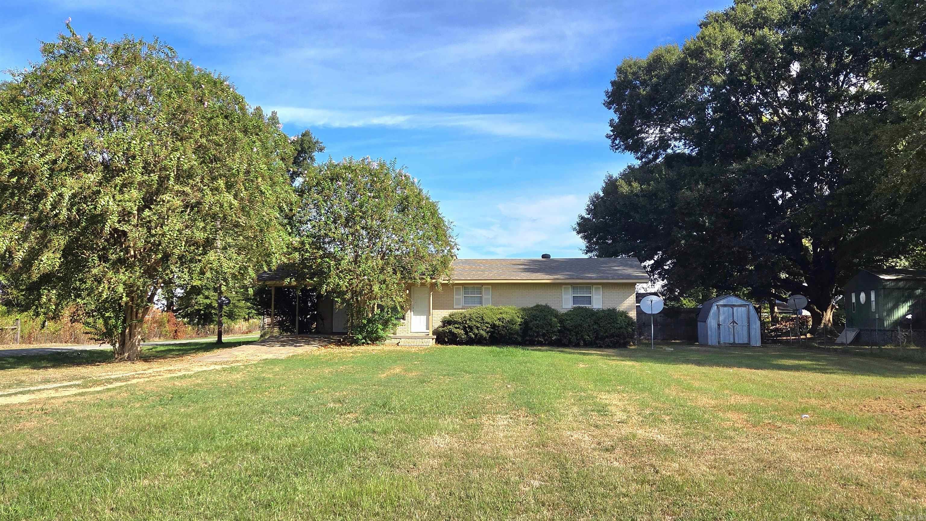 13801 Baucum Dr Property Photo 2