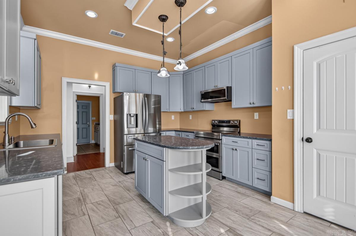 44 Shadow Creek Cir Property Photo 2
