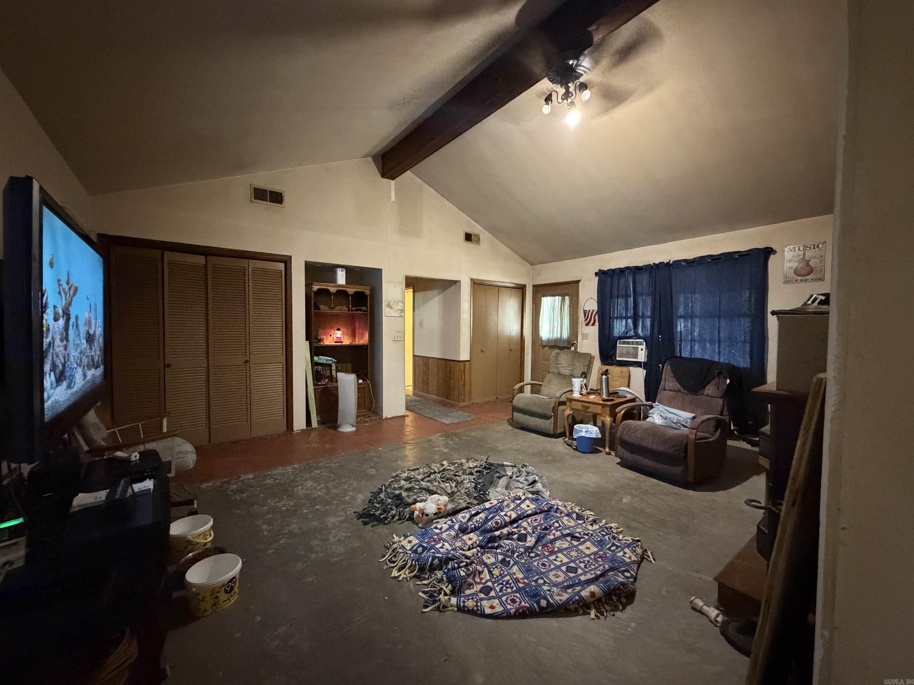 199 Wildwood Ln. Property Photo 15