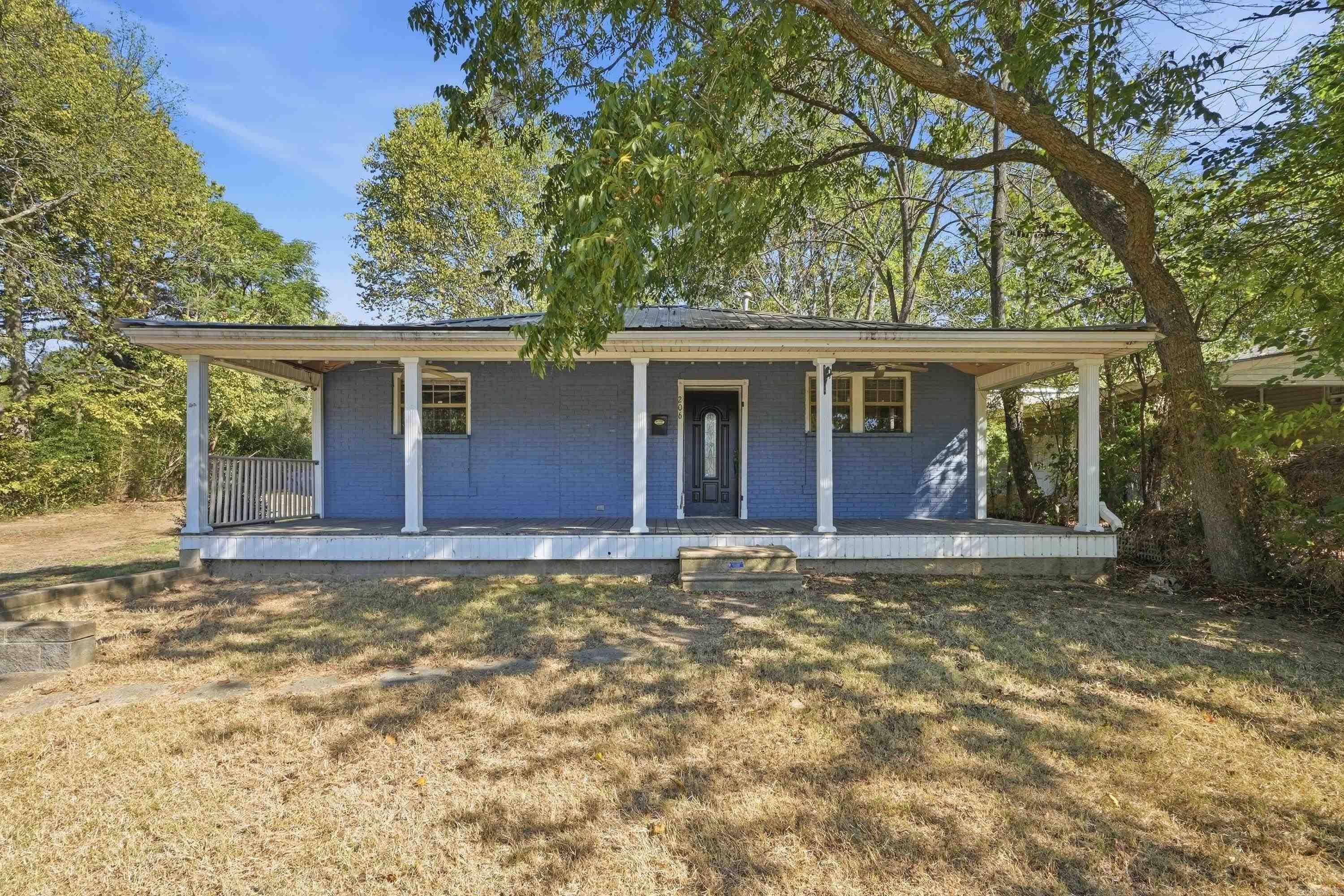 206 W Sugarloaf Street Property Photo 19