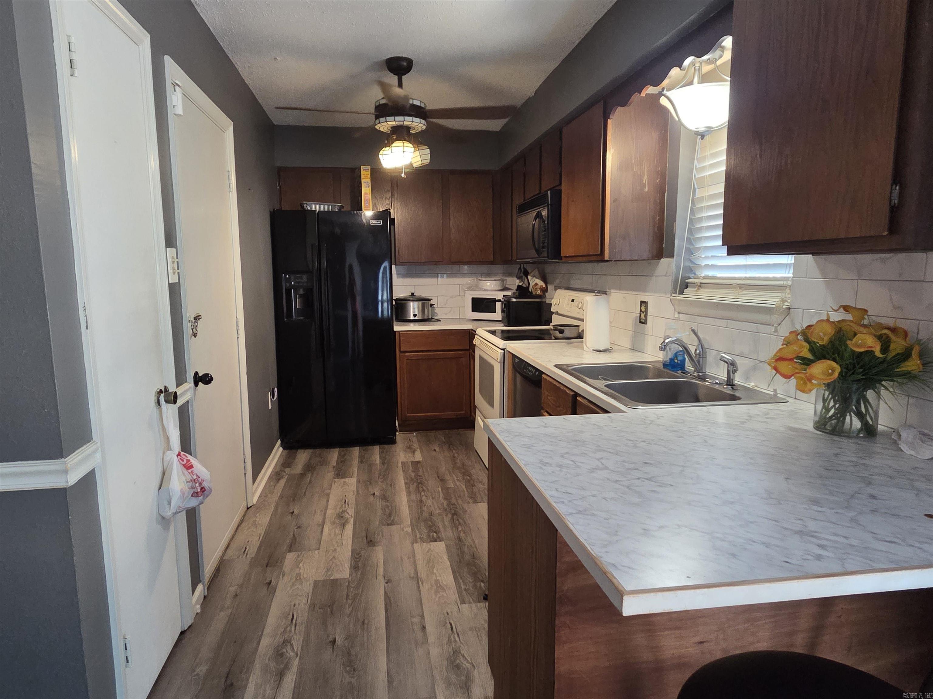 1603 N Lowe St Property Photo 3