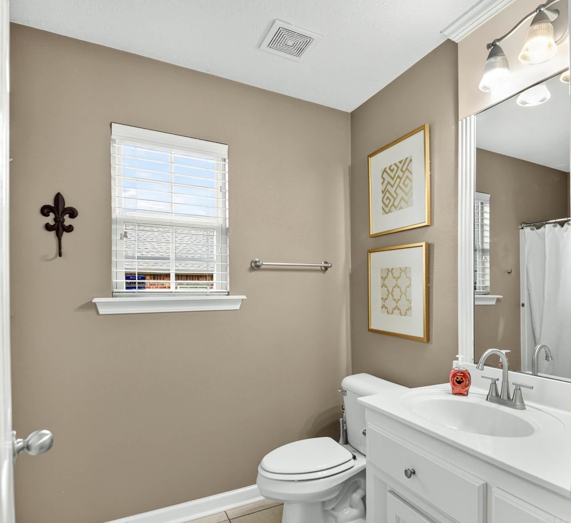 2424 Canterbury Lane Property Photo 30