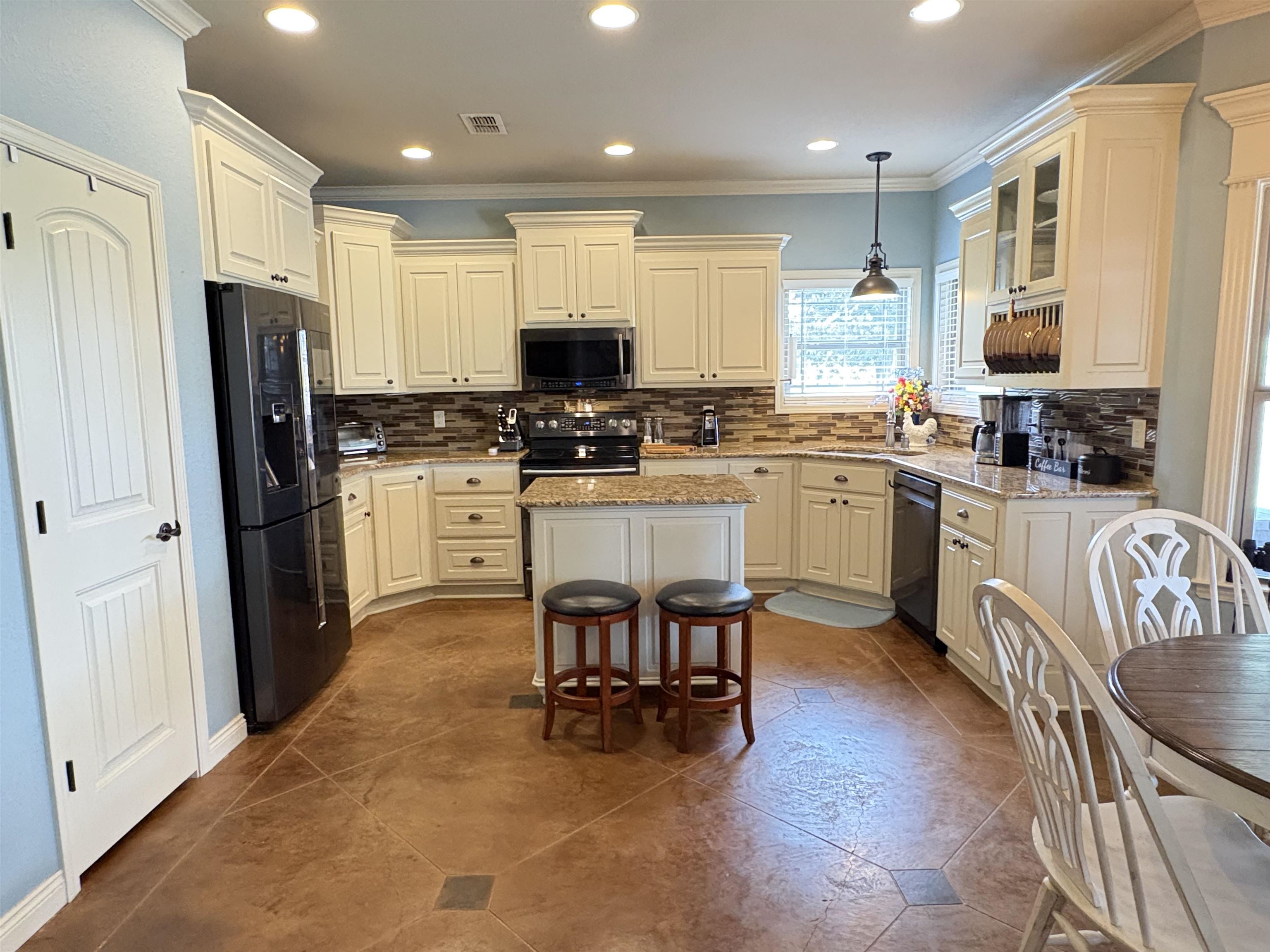 112 Logan Drive Property Photo 13