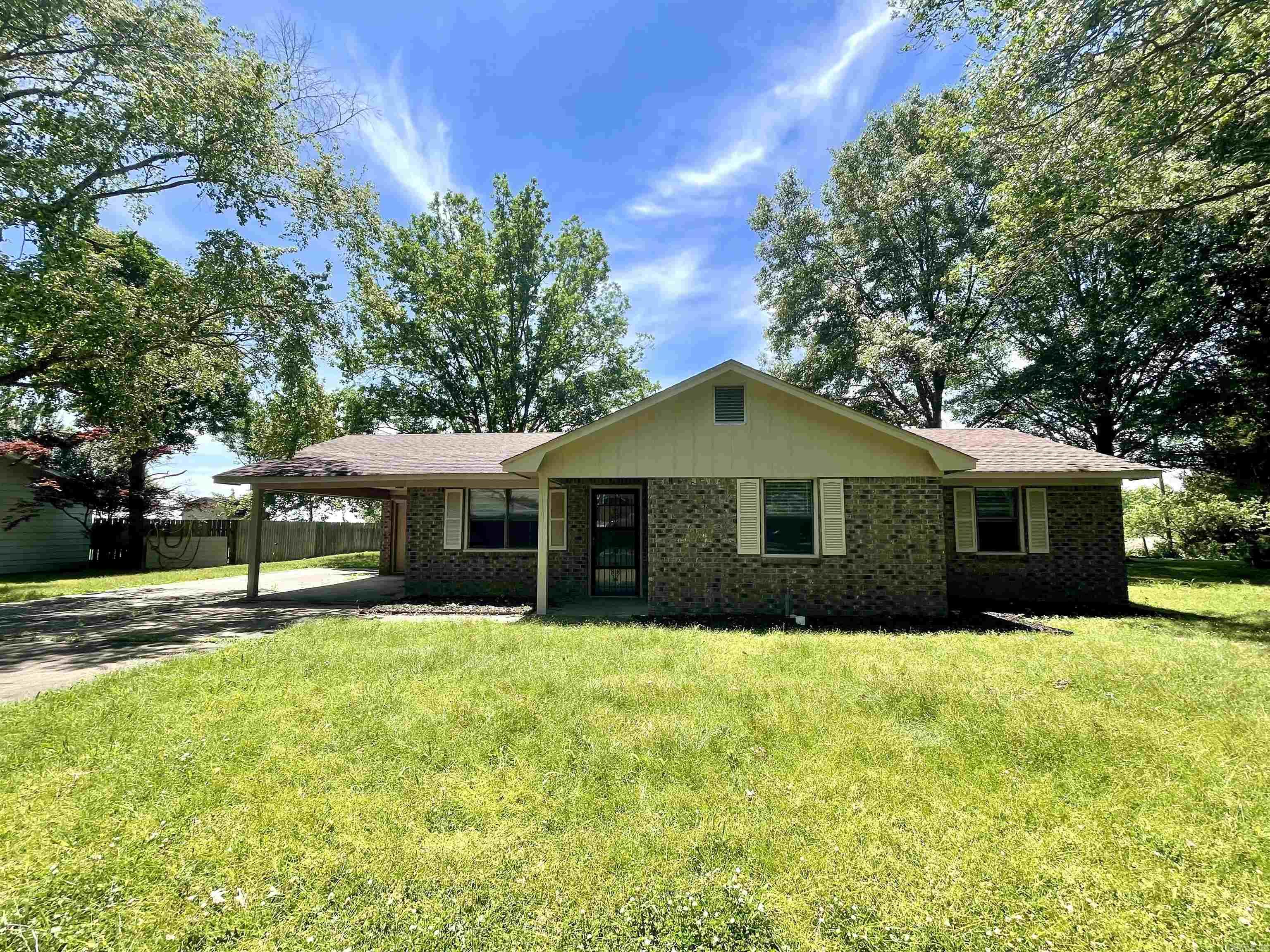 119 Burton Street Property Photo 1