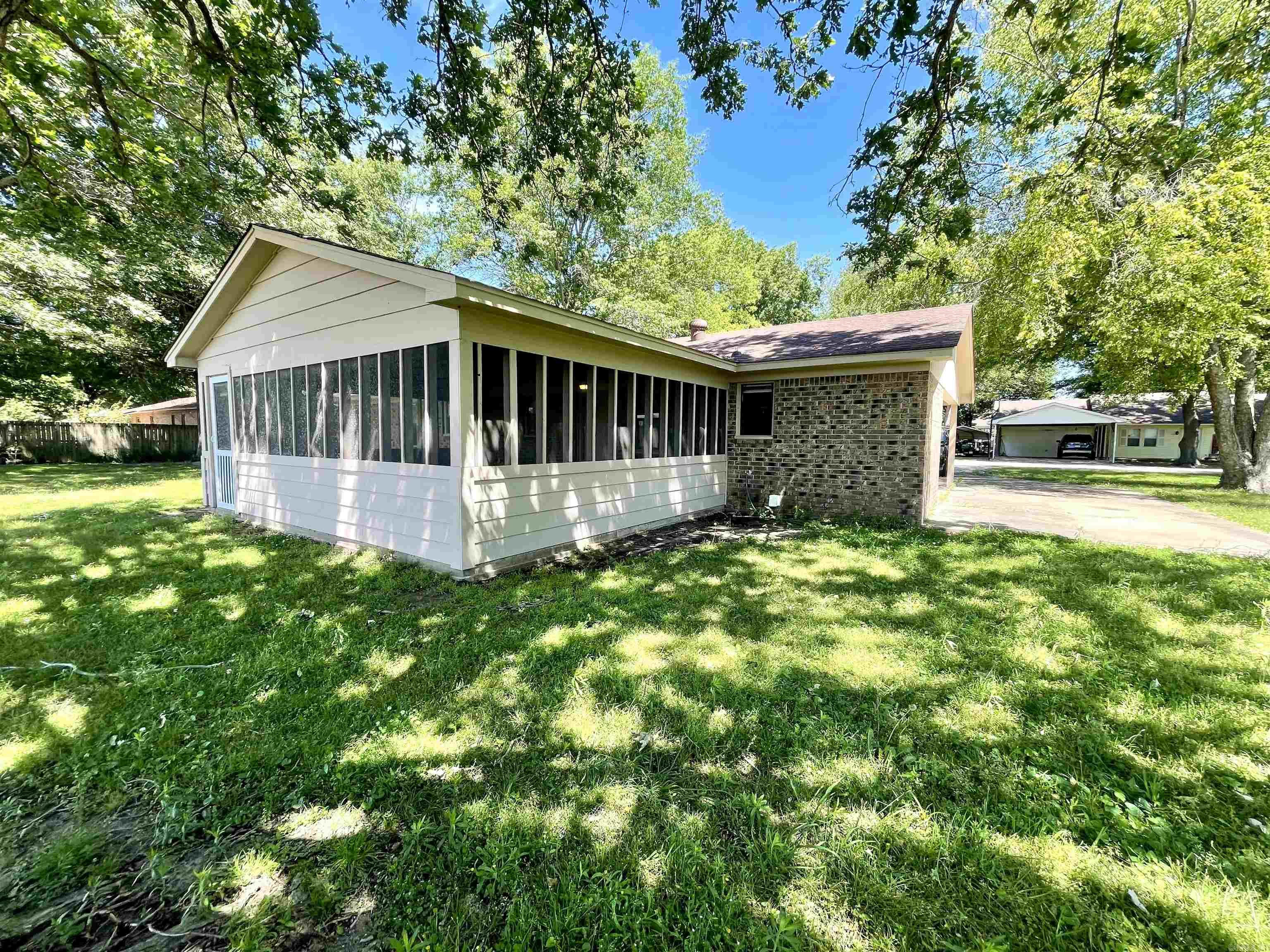 119 Burton Street Property Photo 37