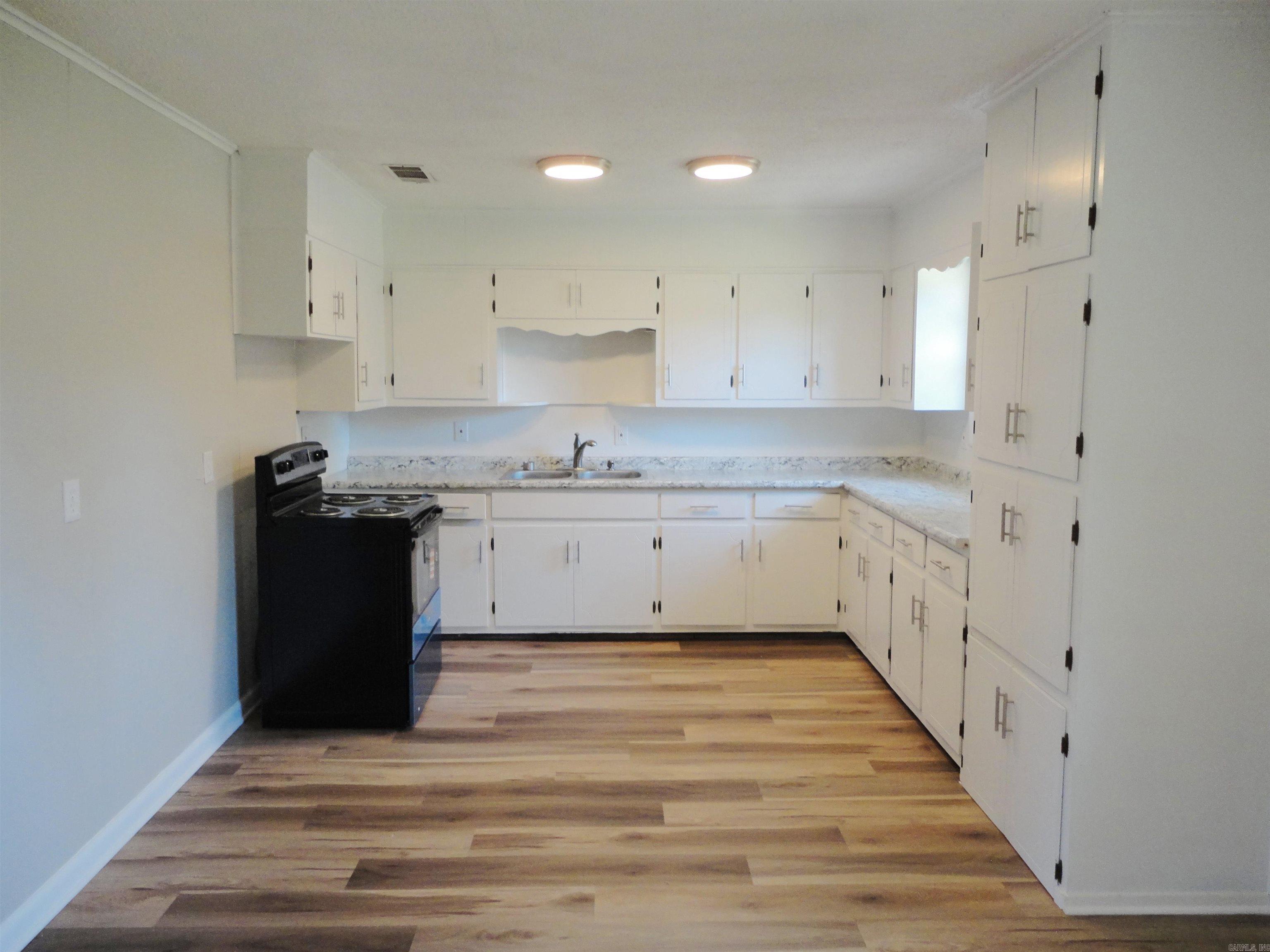 3601 Jack Mann Road Property Photo 9