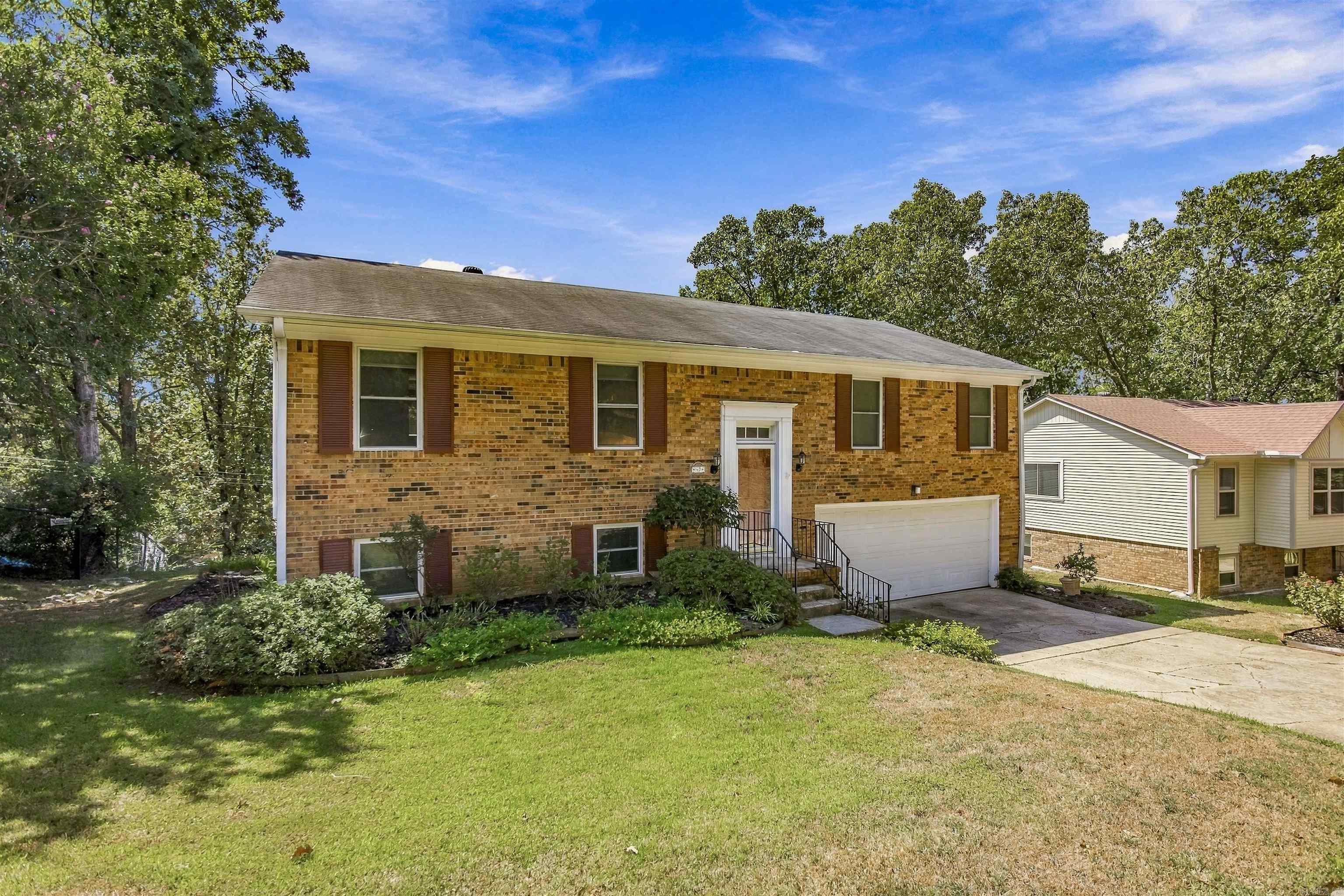 47 Flintwood Property Photo 2