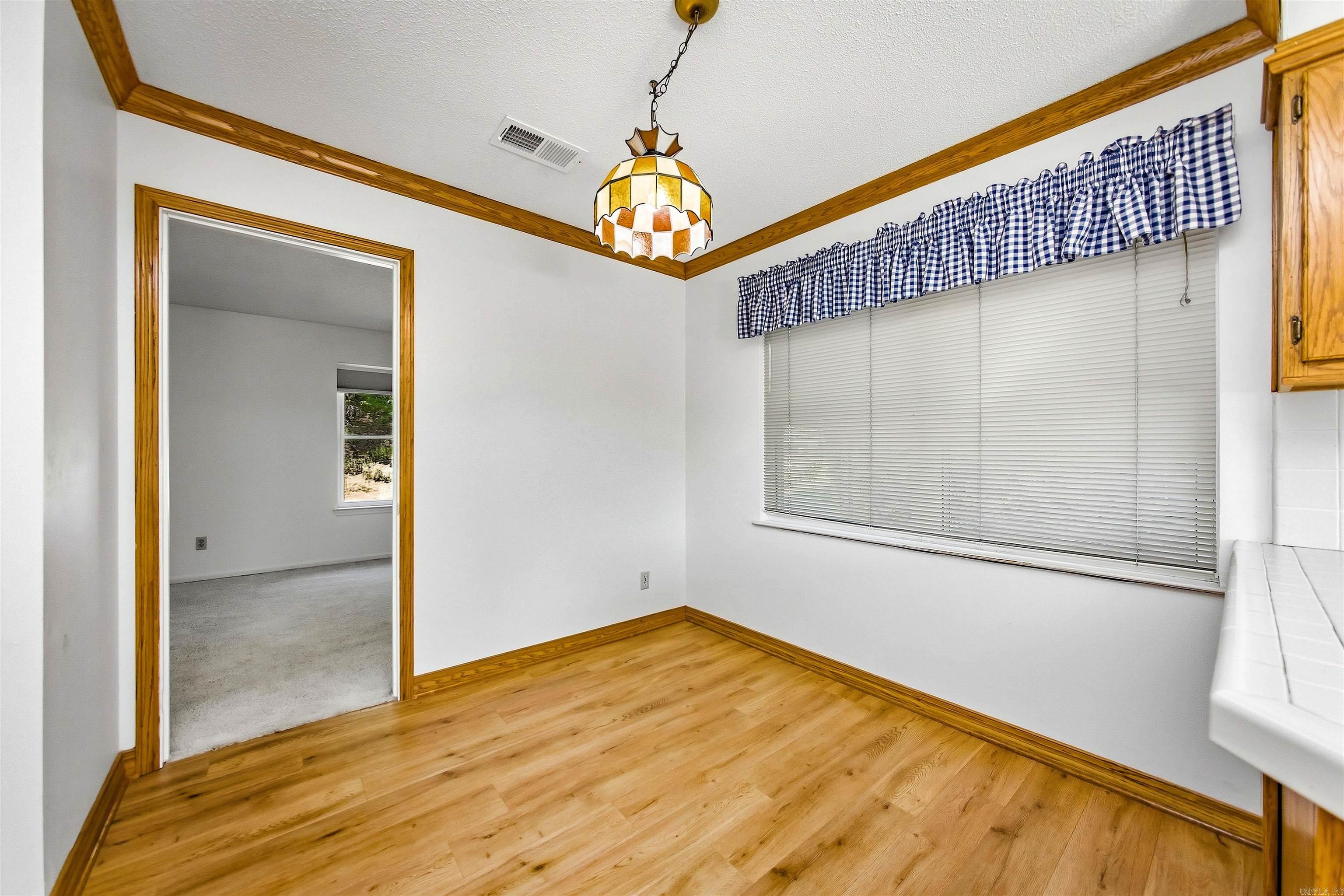 47 Flintwood Property Photo 10