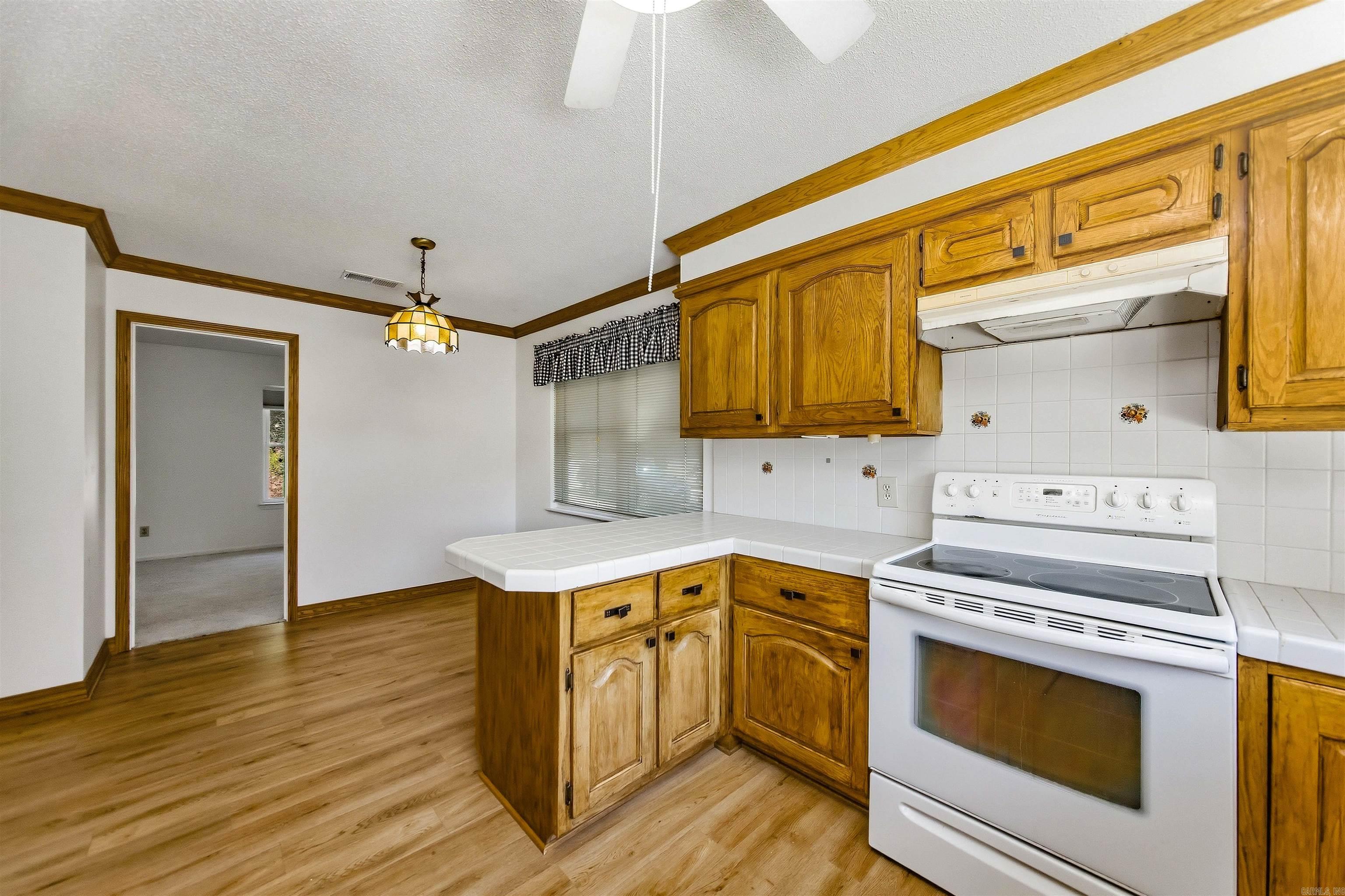 47 Flintwood Property Photo 13
