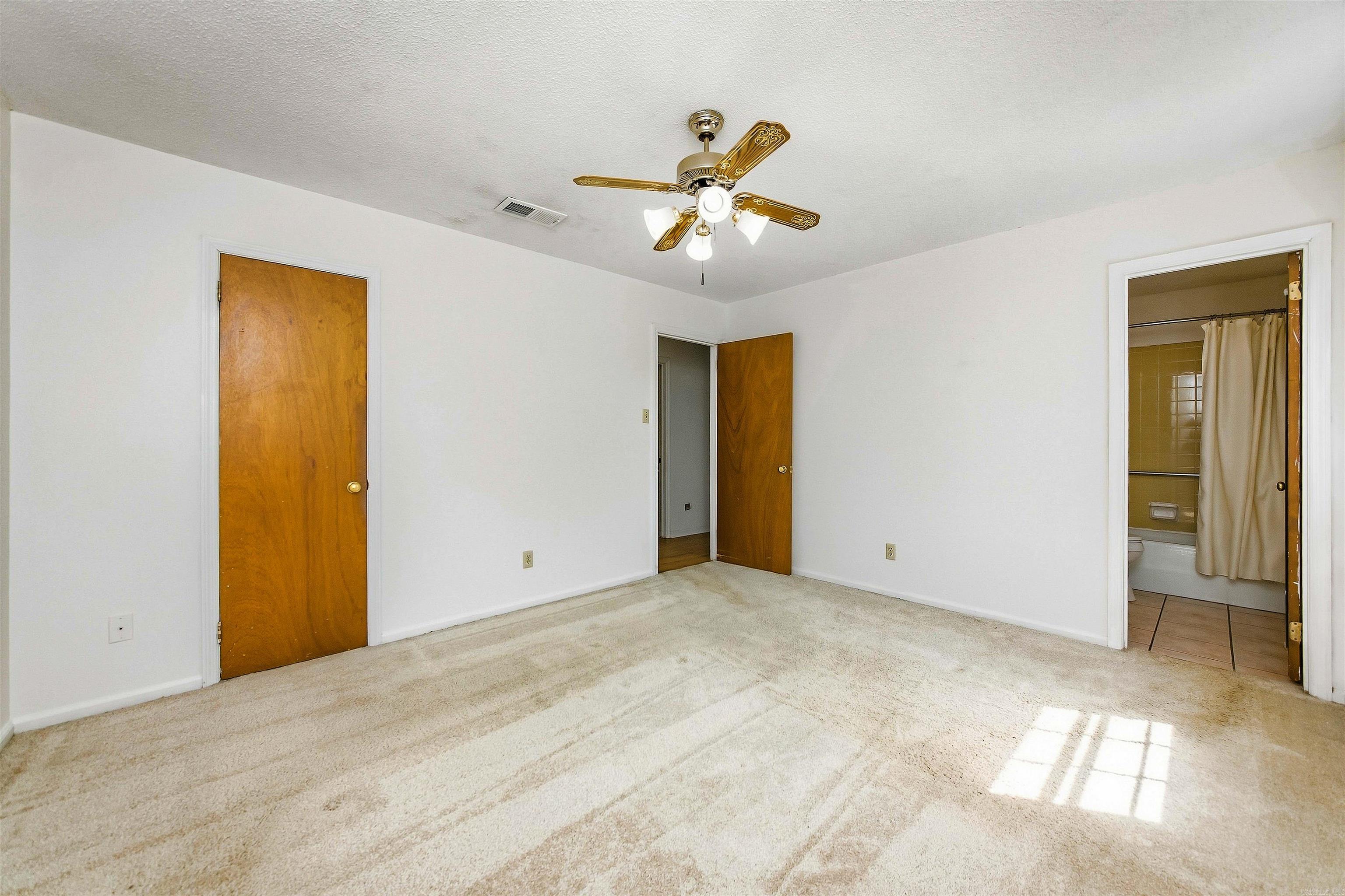 47 Flintwood Property Photo 18