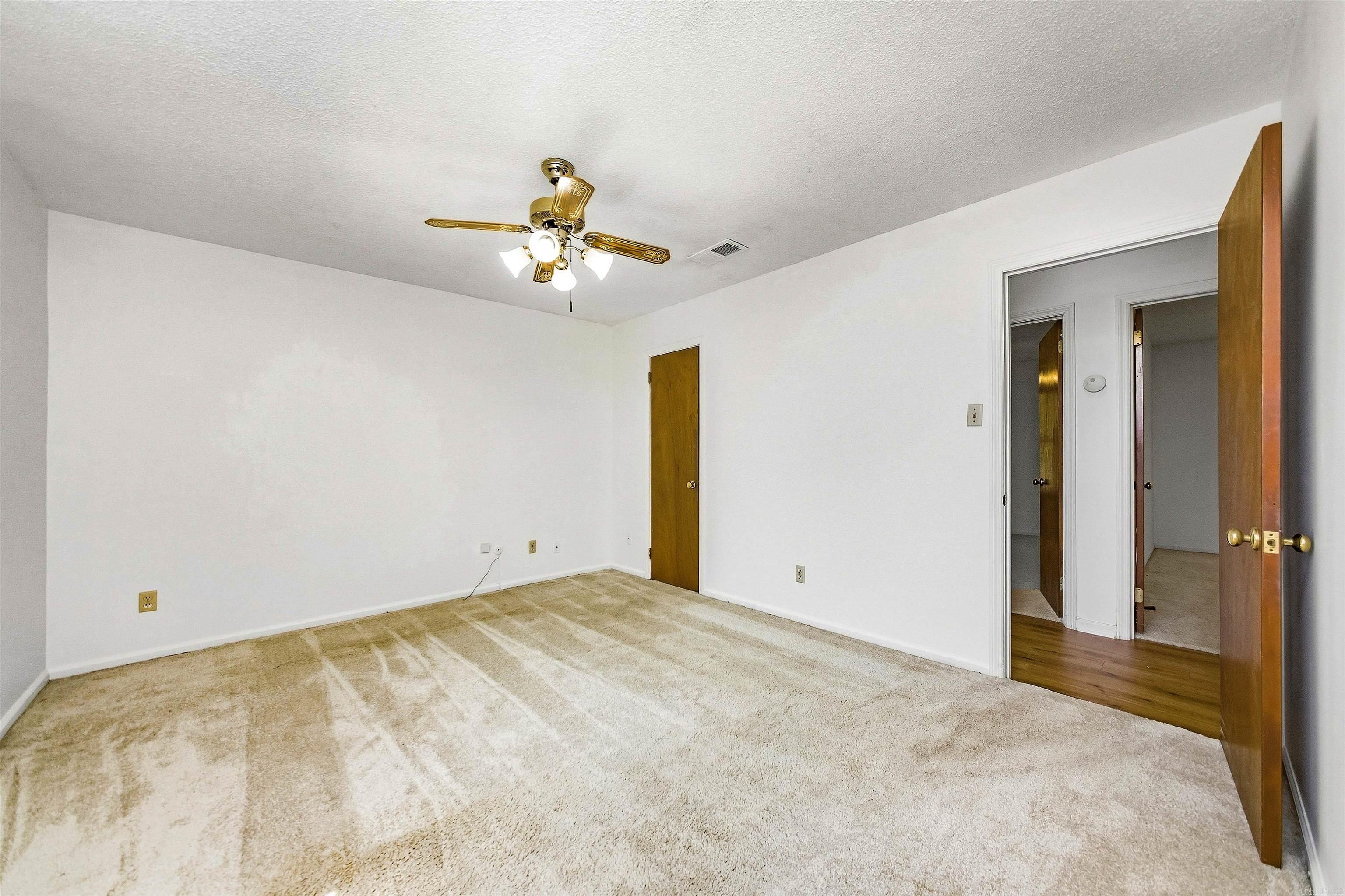 47 Flintwood Property Photo 21